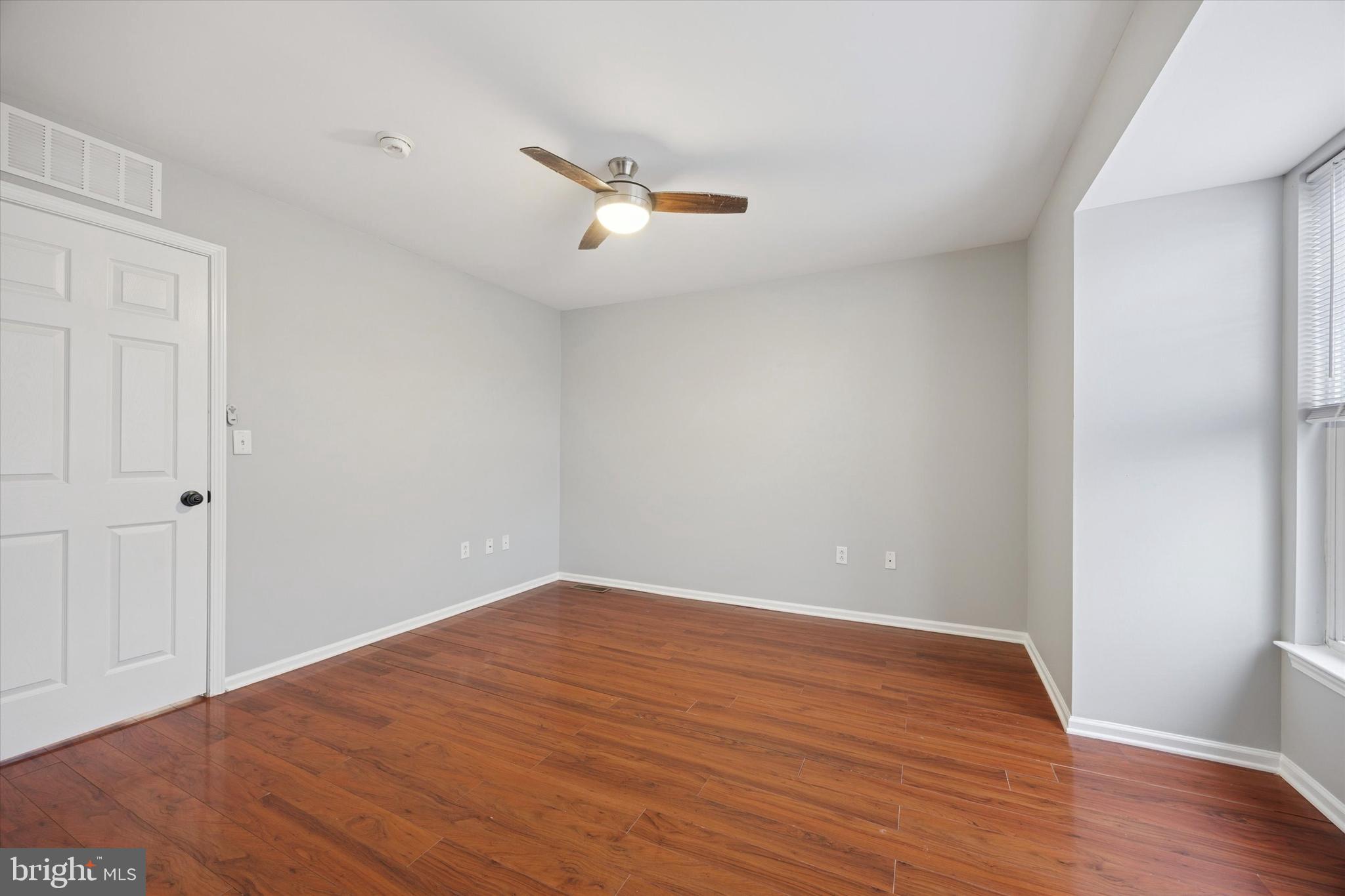 MILL CREEK - Residential