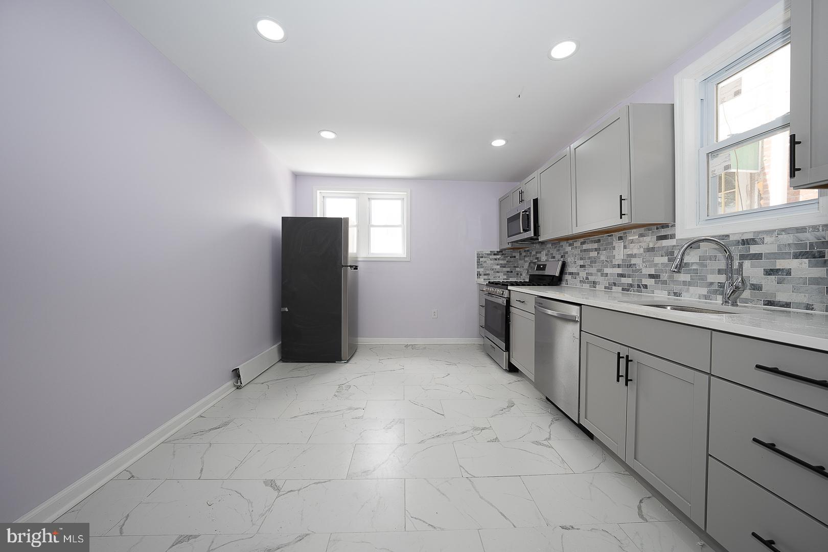 STONEHURST - Residential