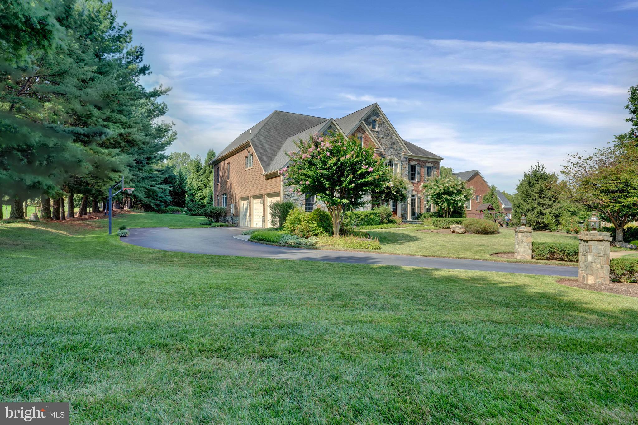 OAK HILL RESERVE - Residential