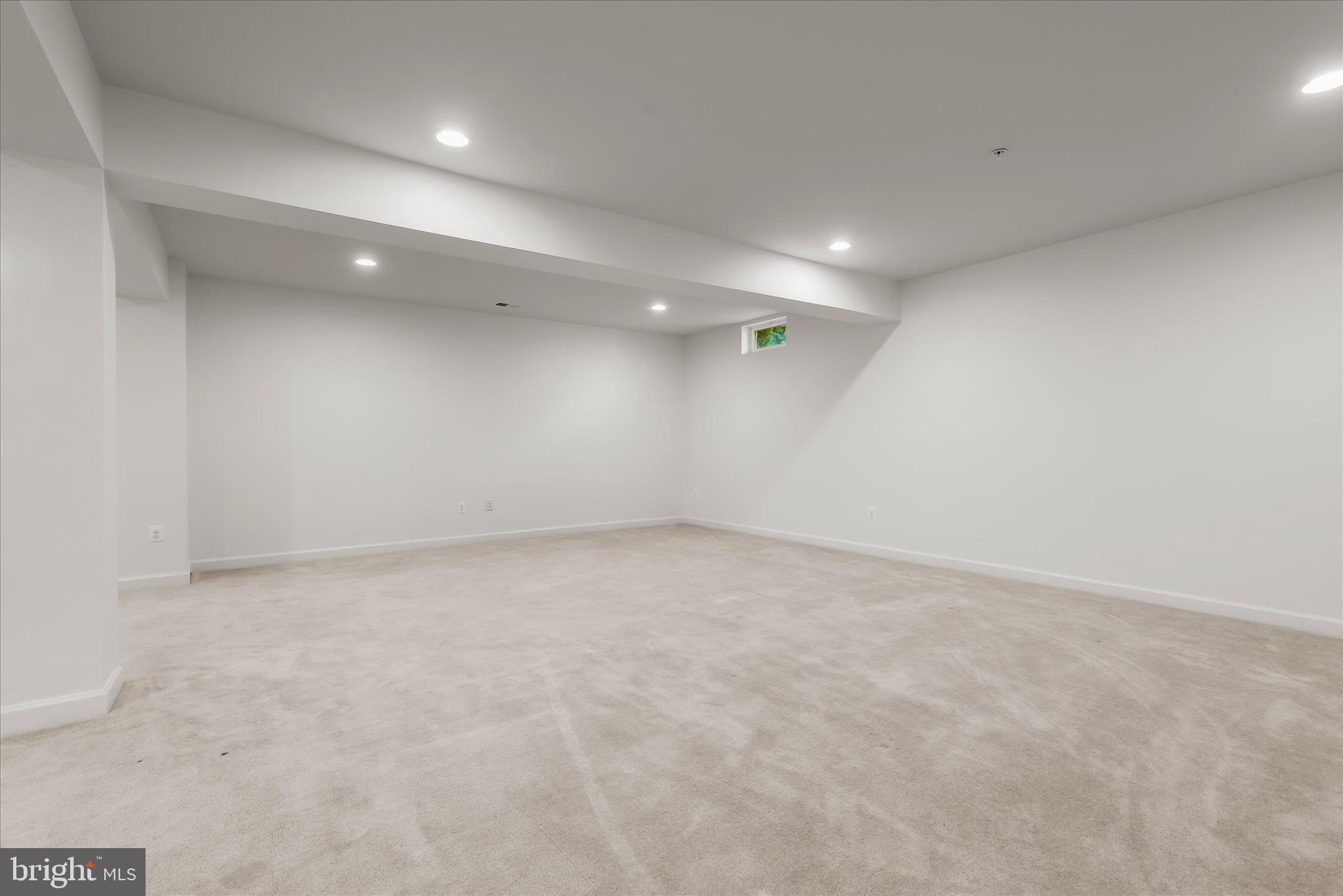THE WARFIELDS II - Residential