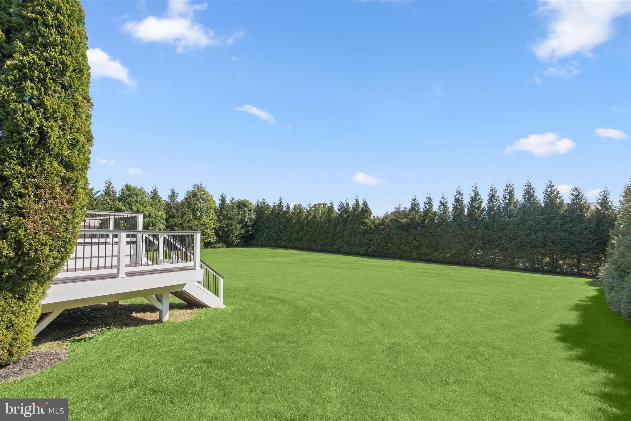 THE WARFIELDS II - Residential