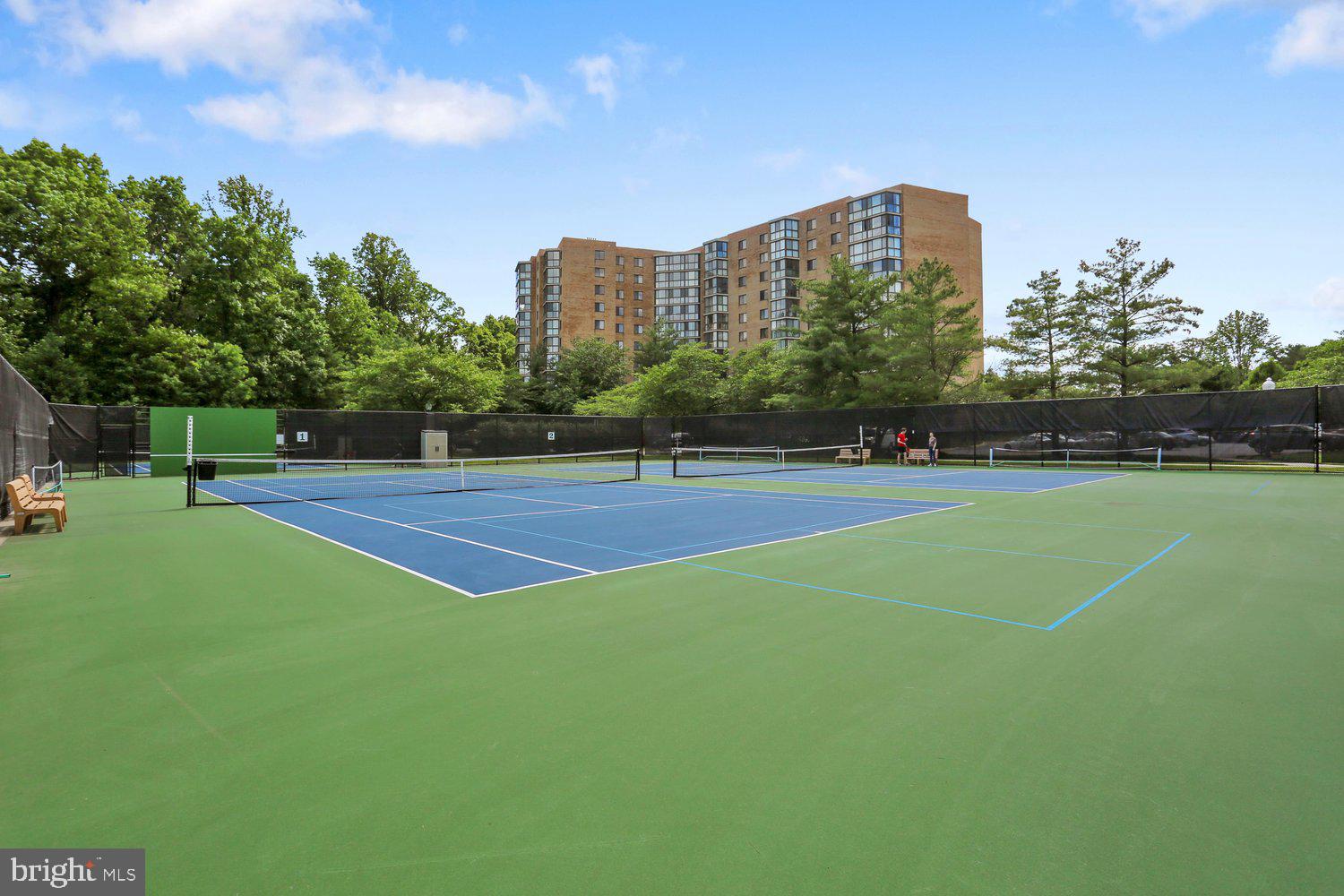 GREENS AT LEISURE WORLD - Residential