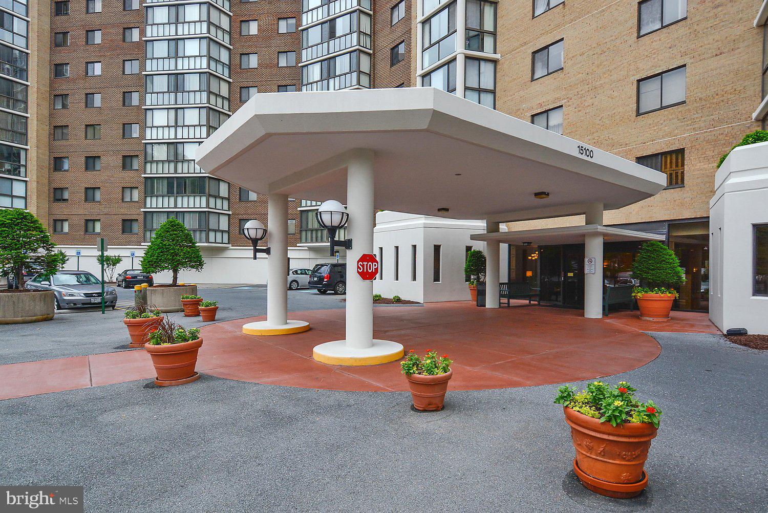 GREENS AT LEISURE WORLD - Residential