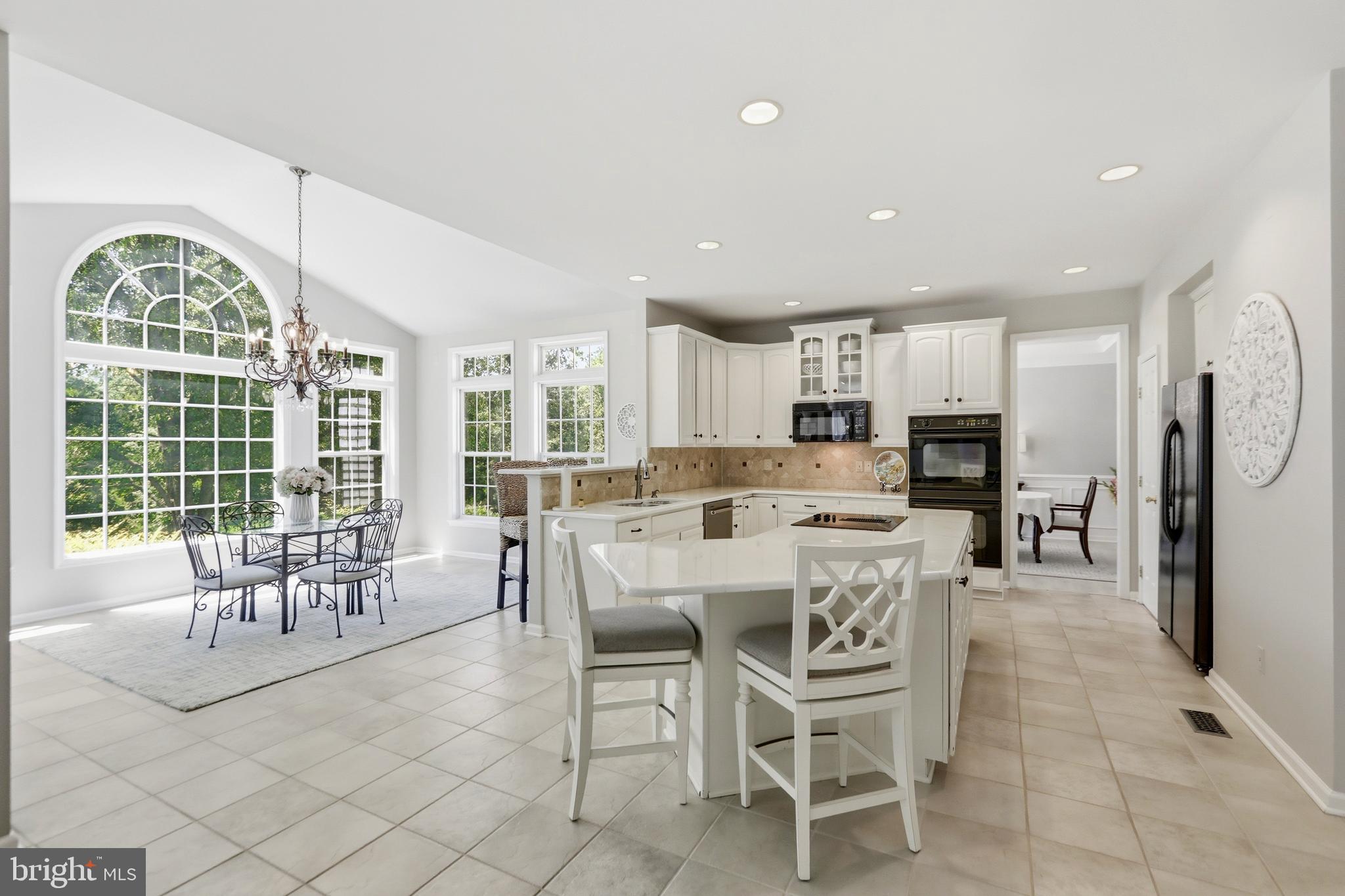 OAK VALLEY - Residential