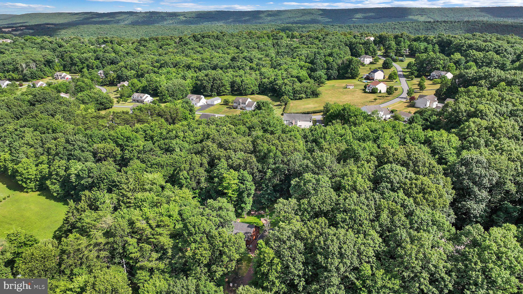 LAKE WYNONAH - Residential