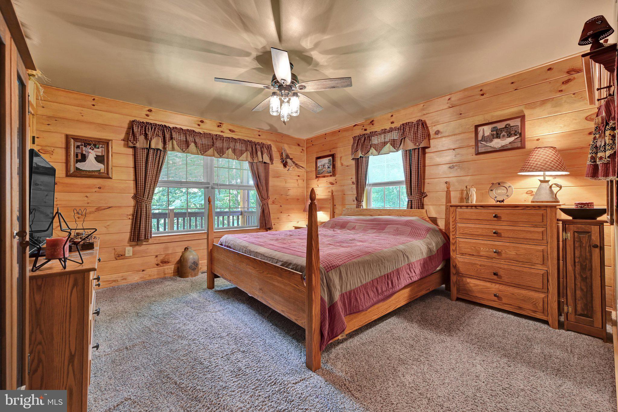 LAKE WYNONAH - Residential