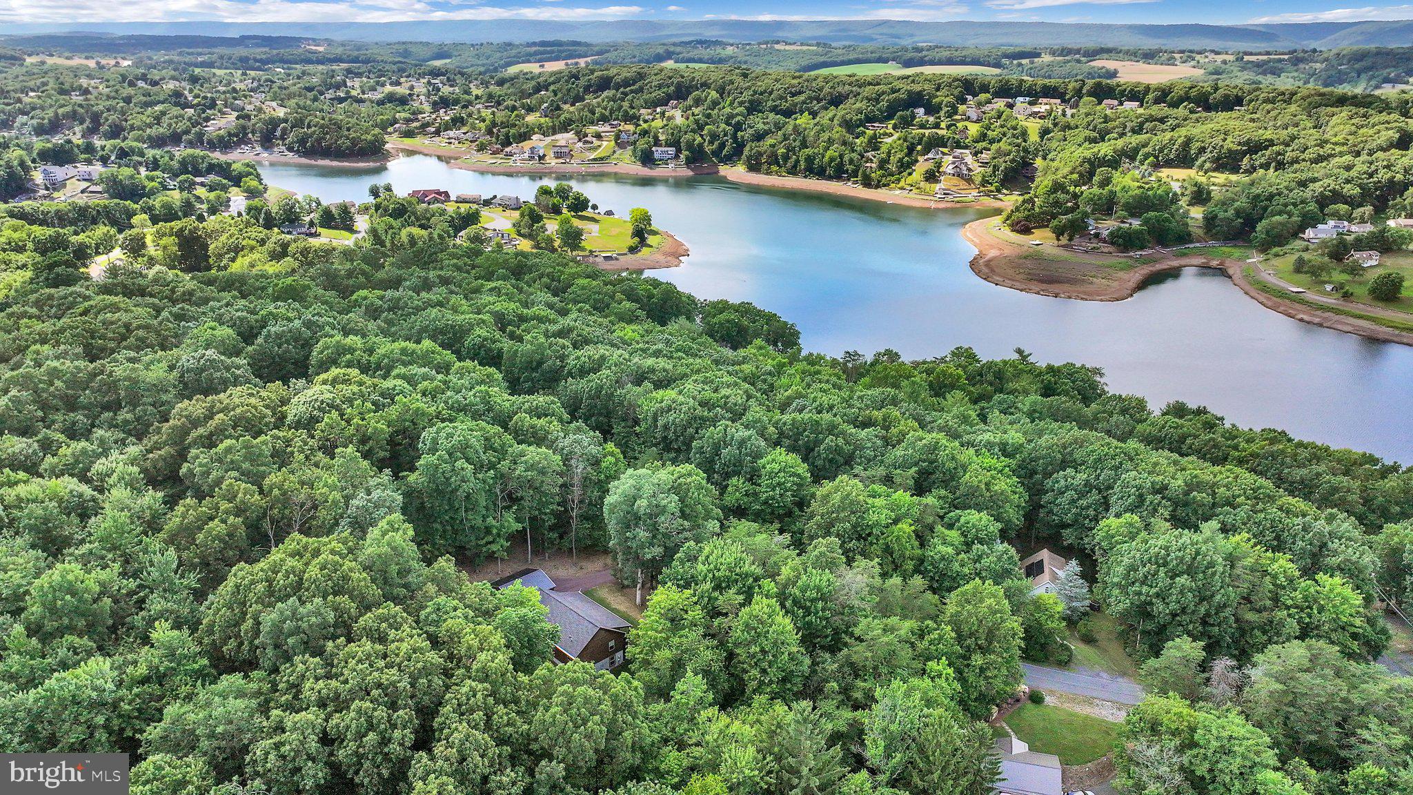 LAKE WYNONAH - Residential