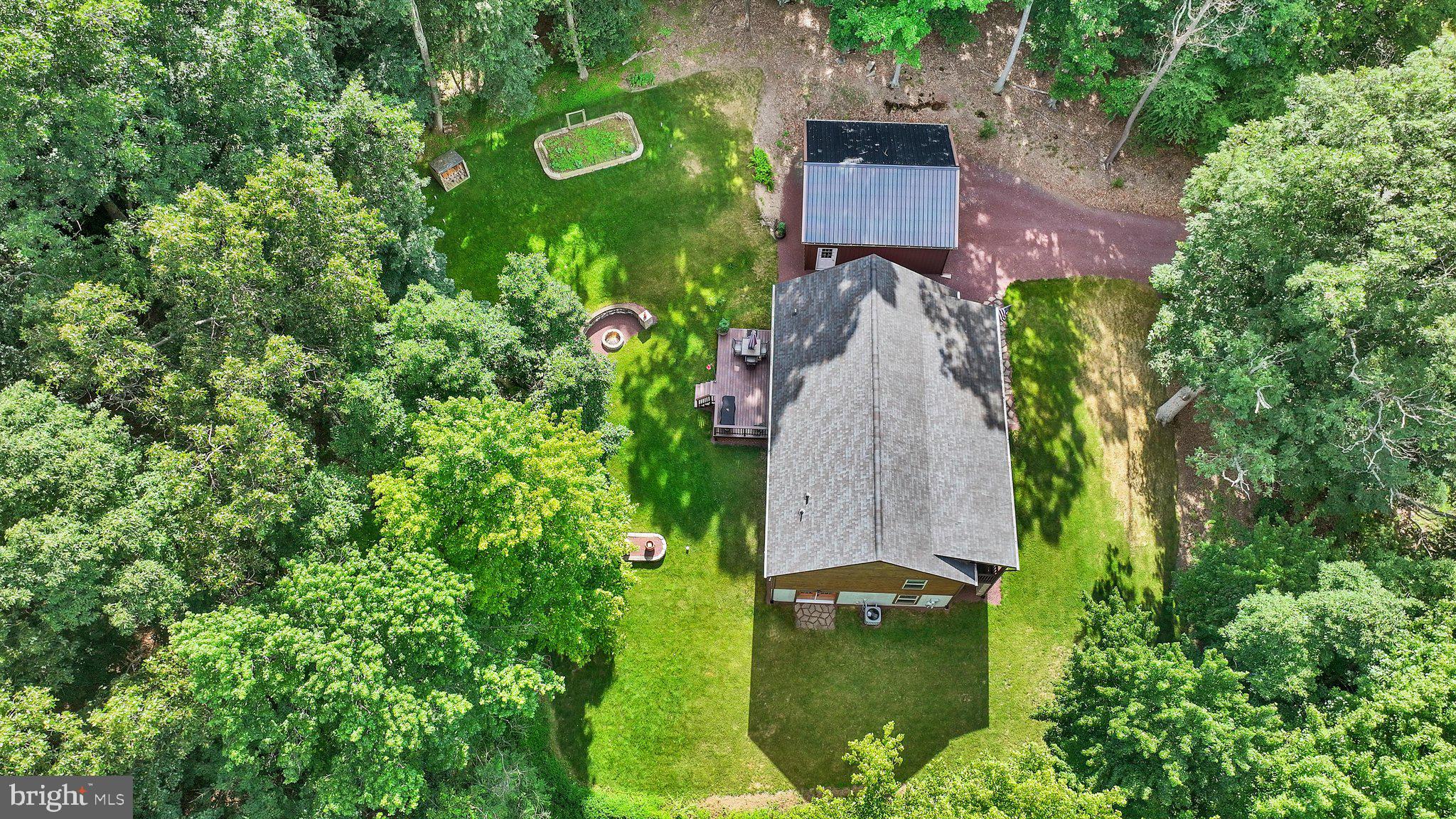 LAKE WYNONAH - Residential