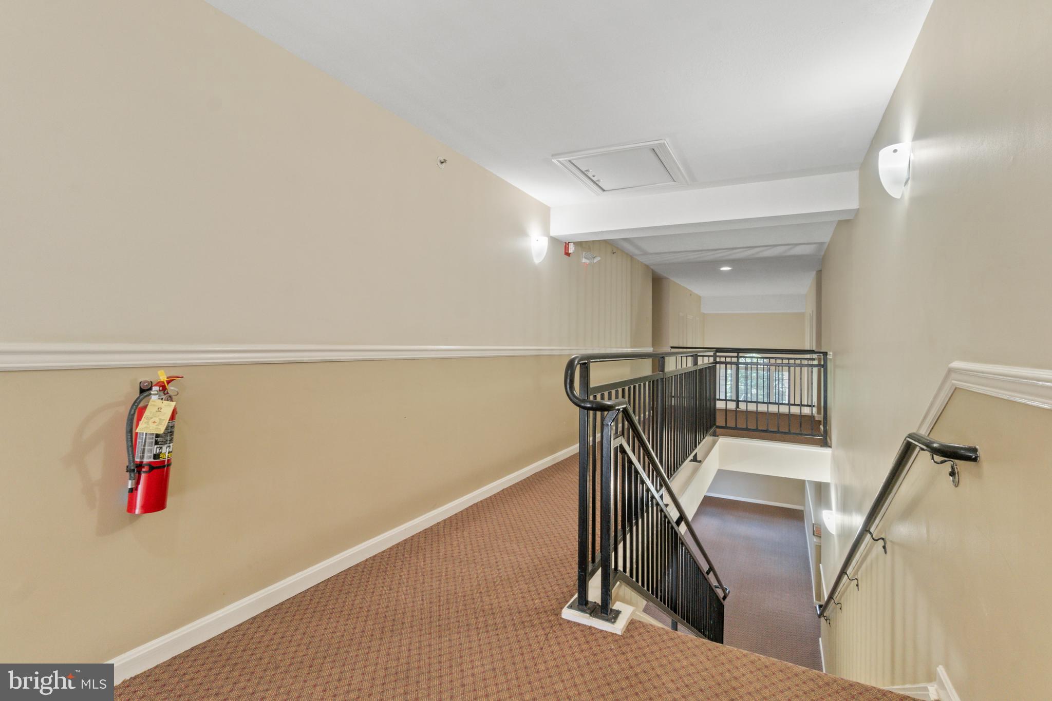 SILVERBROOK WOOD - Residential