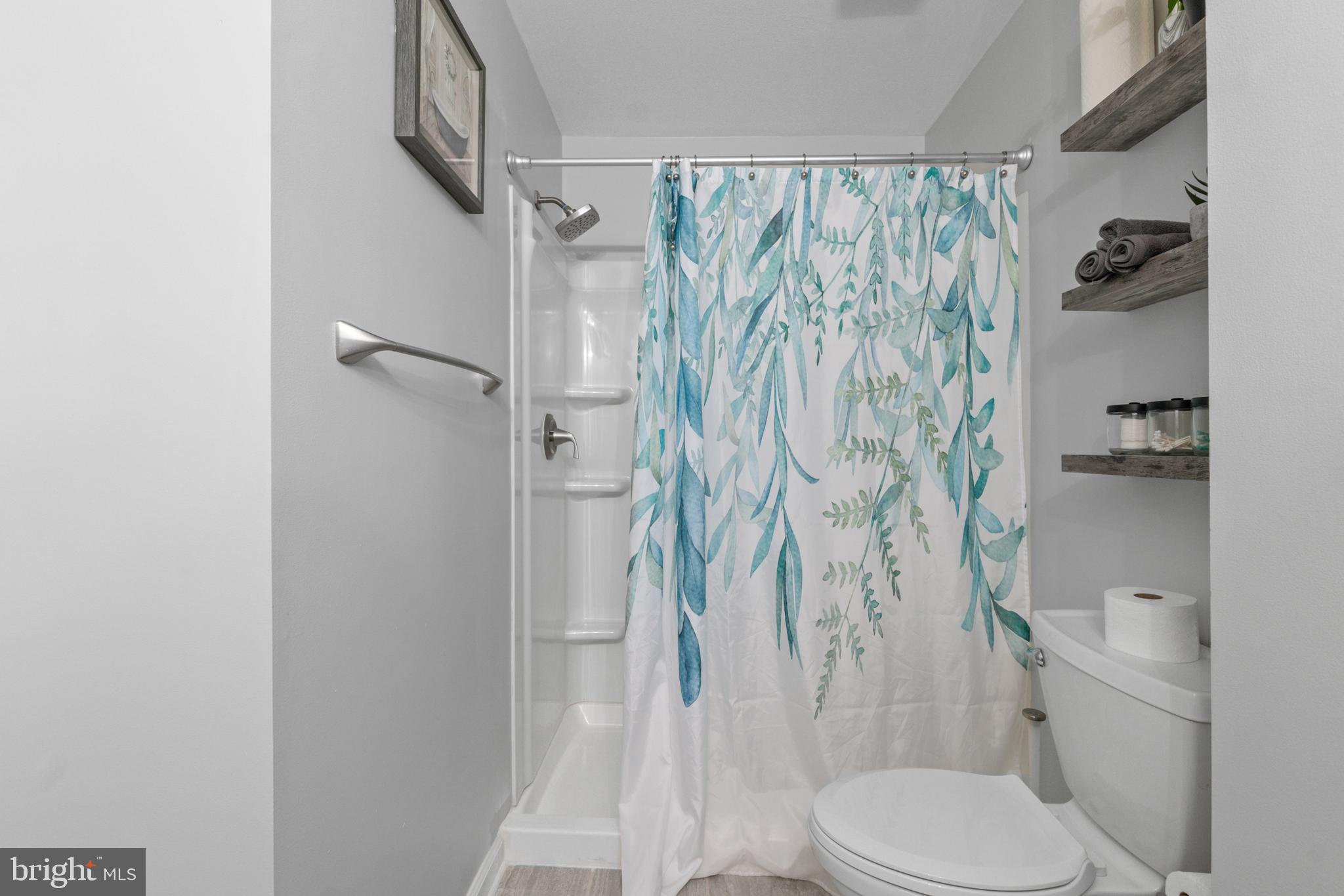 SILVERBROOK WOOD - Residential