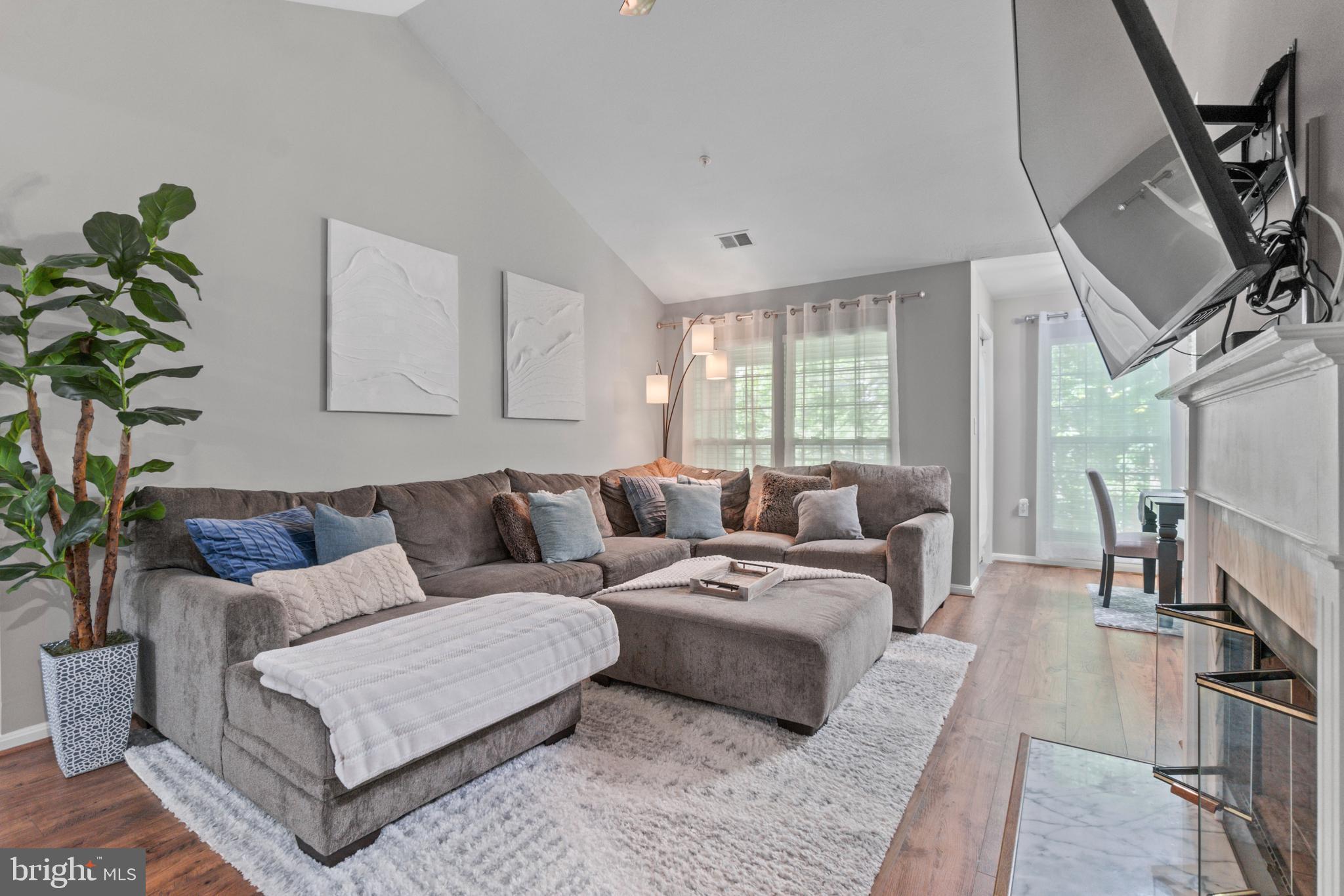 SILVERBROOK WOOD - Residential