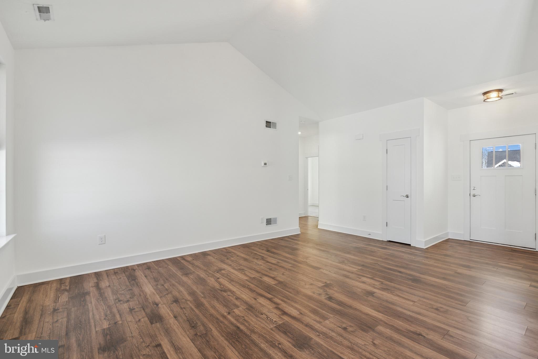 CUMBERLAND VILLAGE - Residential