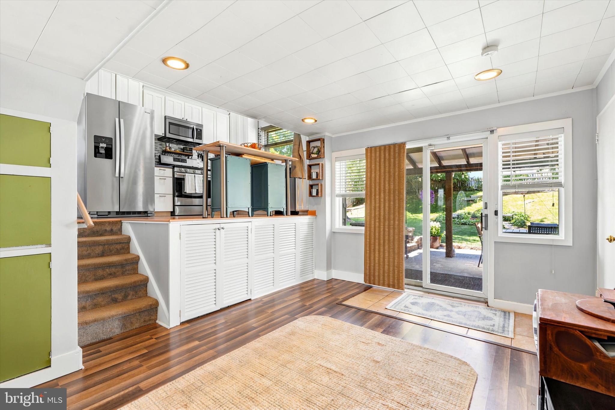 PLYMOUTH HILLS - Residential