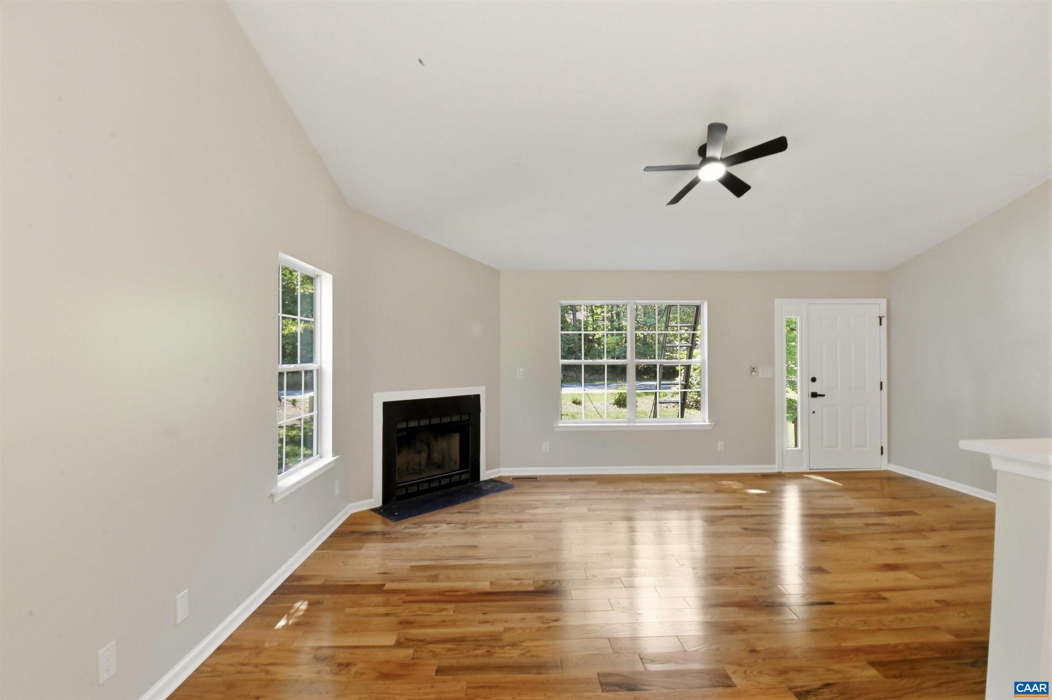 LAKE MONTICELLO - Residential