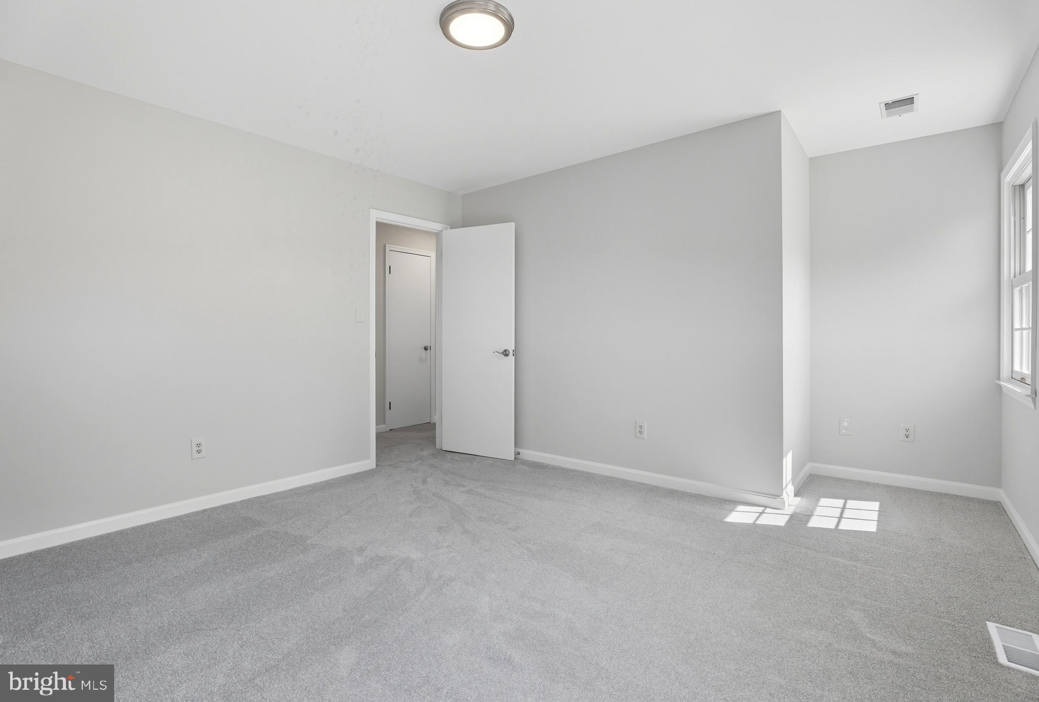 OLNEY OAKS - Residential