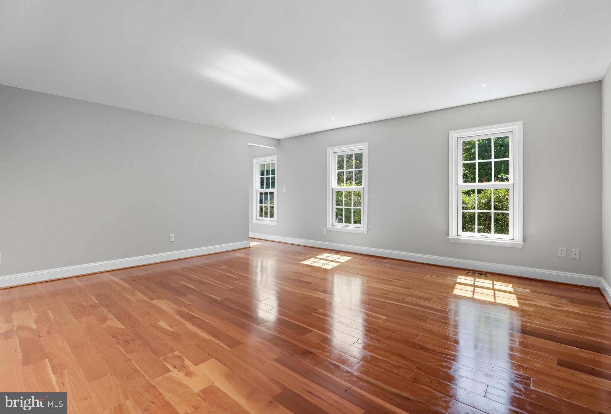 OLNEY OAKS - Residential