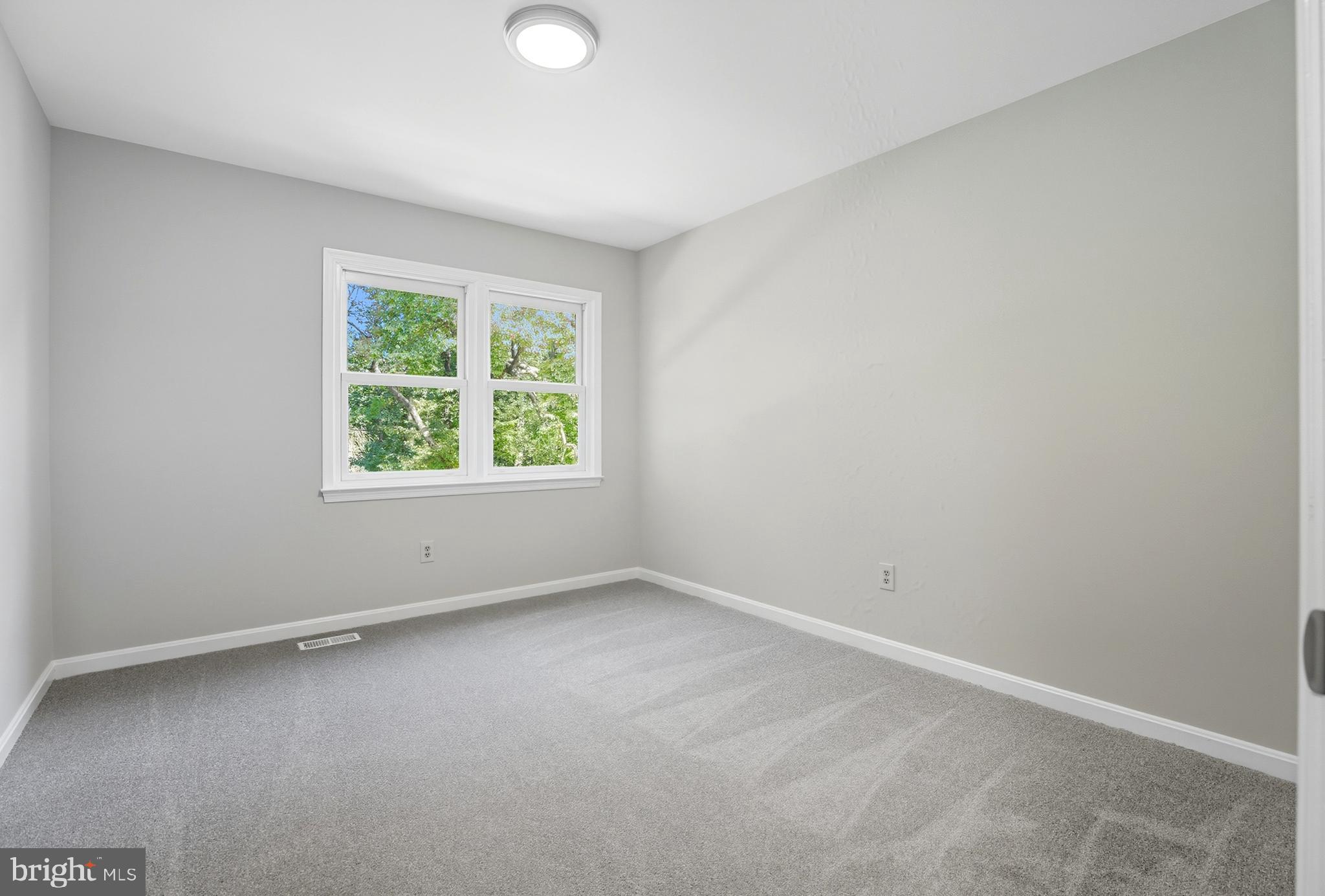 OLNEY OAKS - Residential