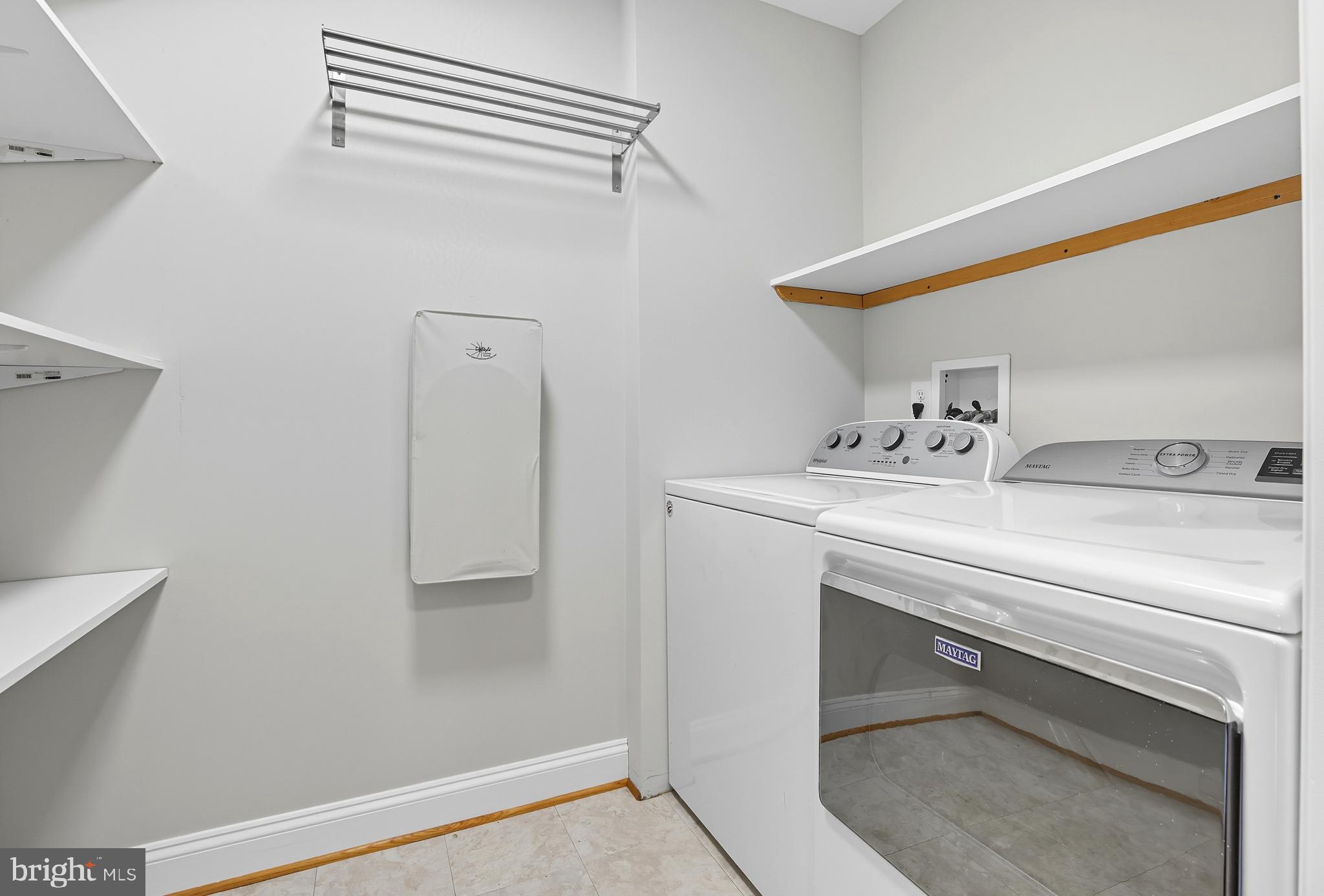 OLNEY OAKS - Residential