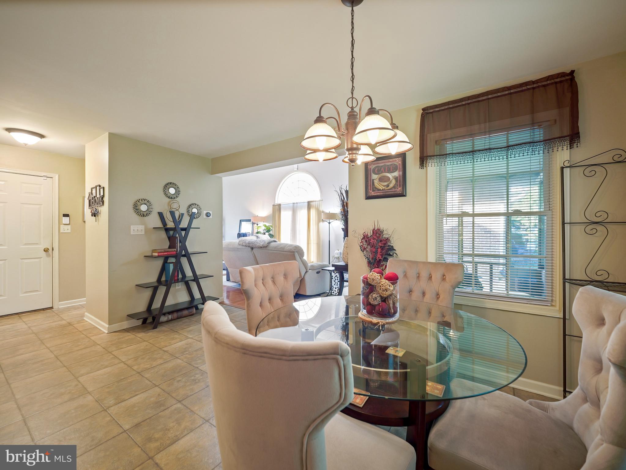 KINGS CREST - Residential