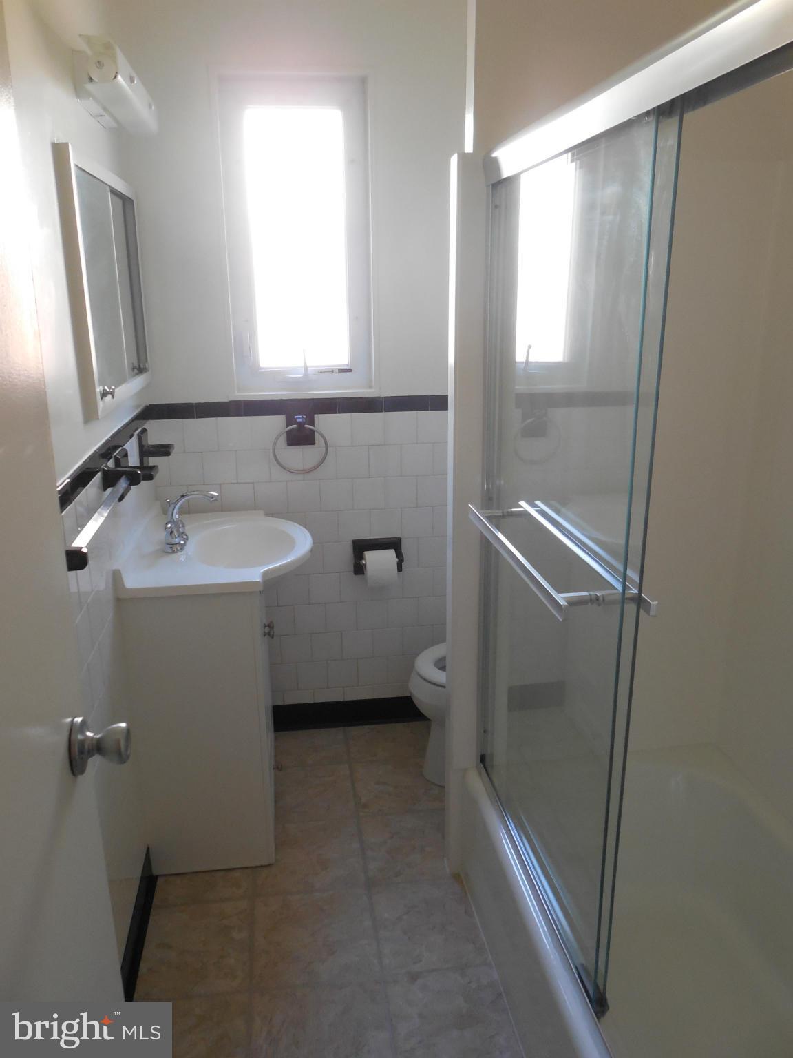 RANDOLPH HILLS - Residential Lease