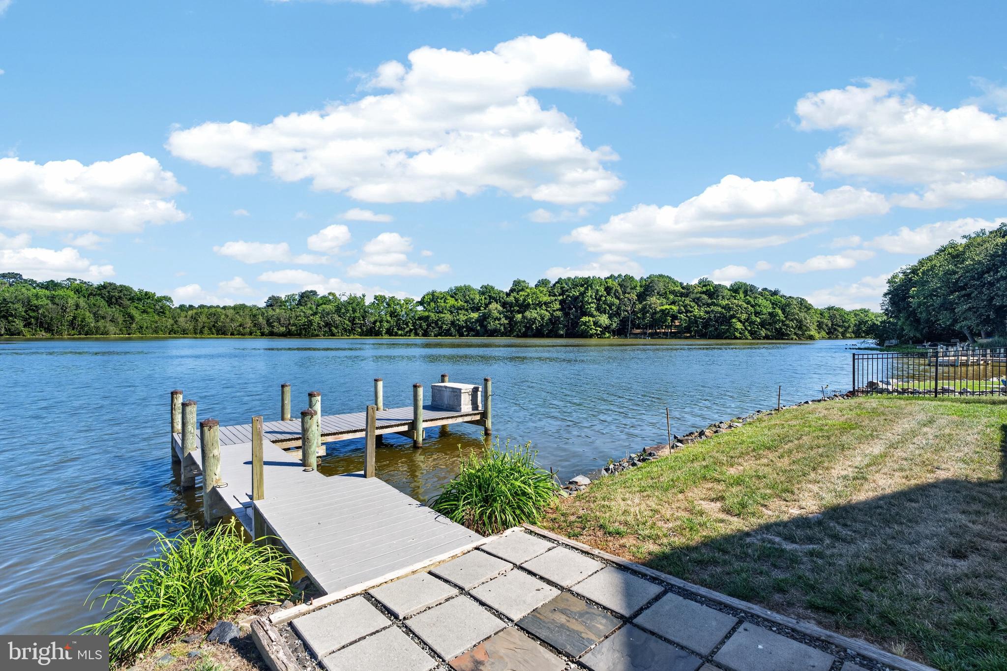 OVERBROOK SHORES - Residential