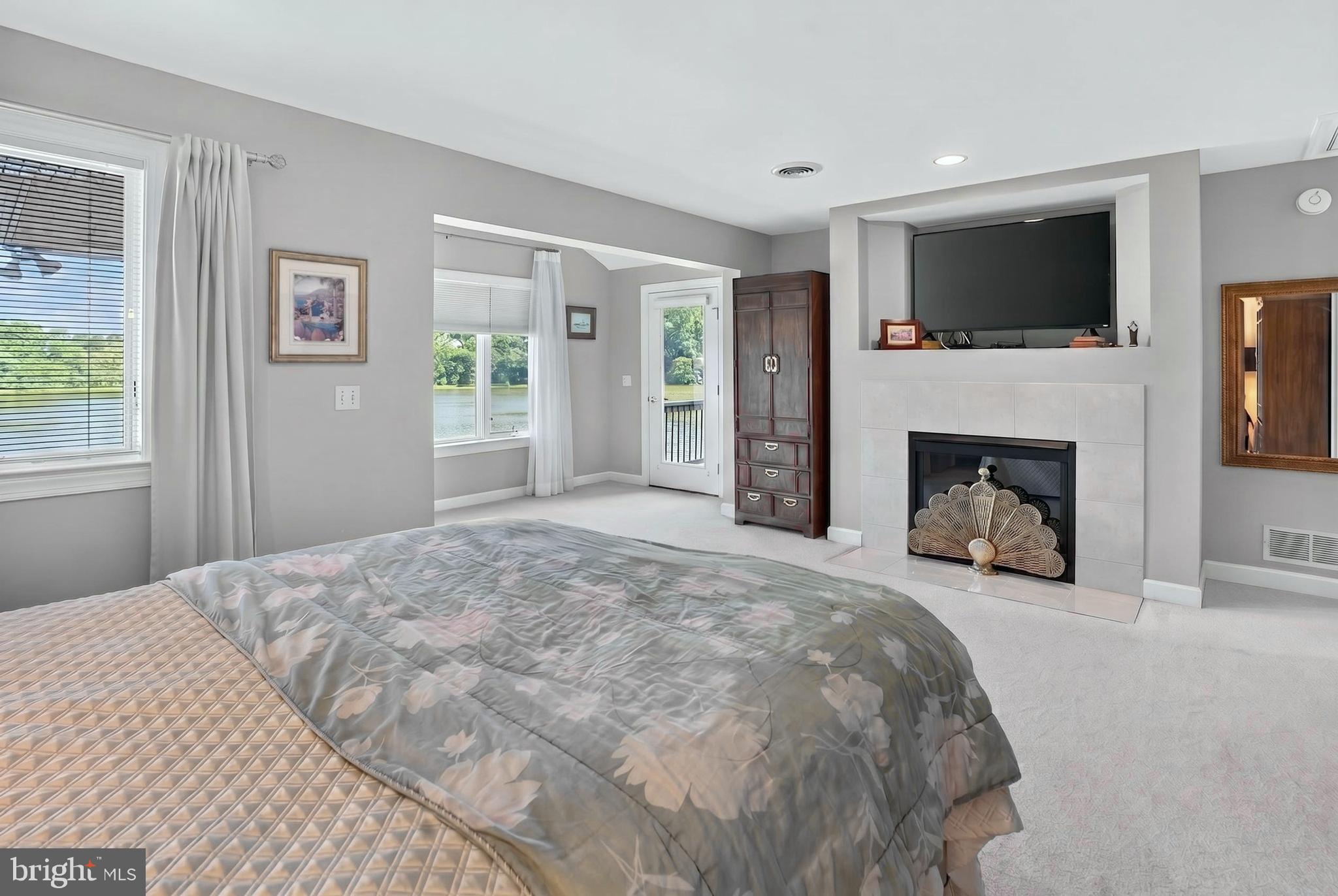 OVERBROOK SHORES - Residential