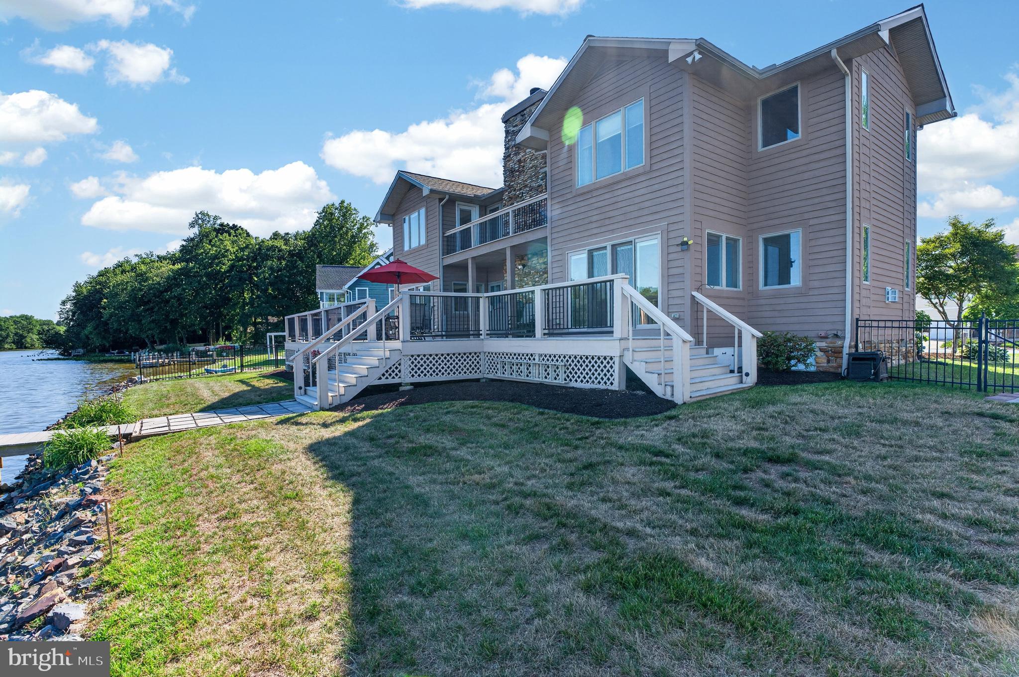 OVERBROOK SHORES - Residential