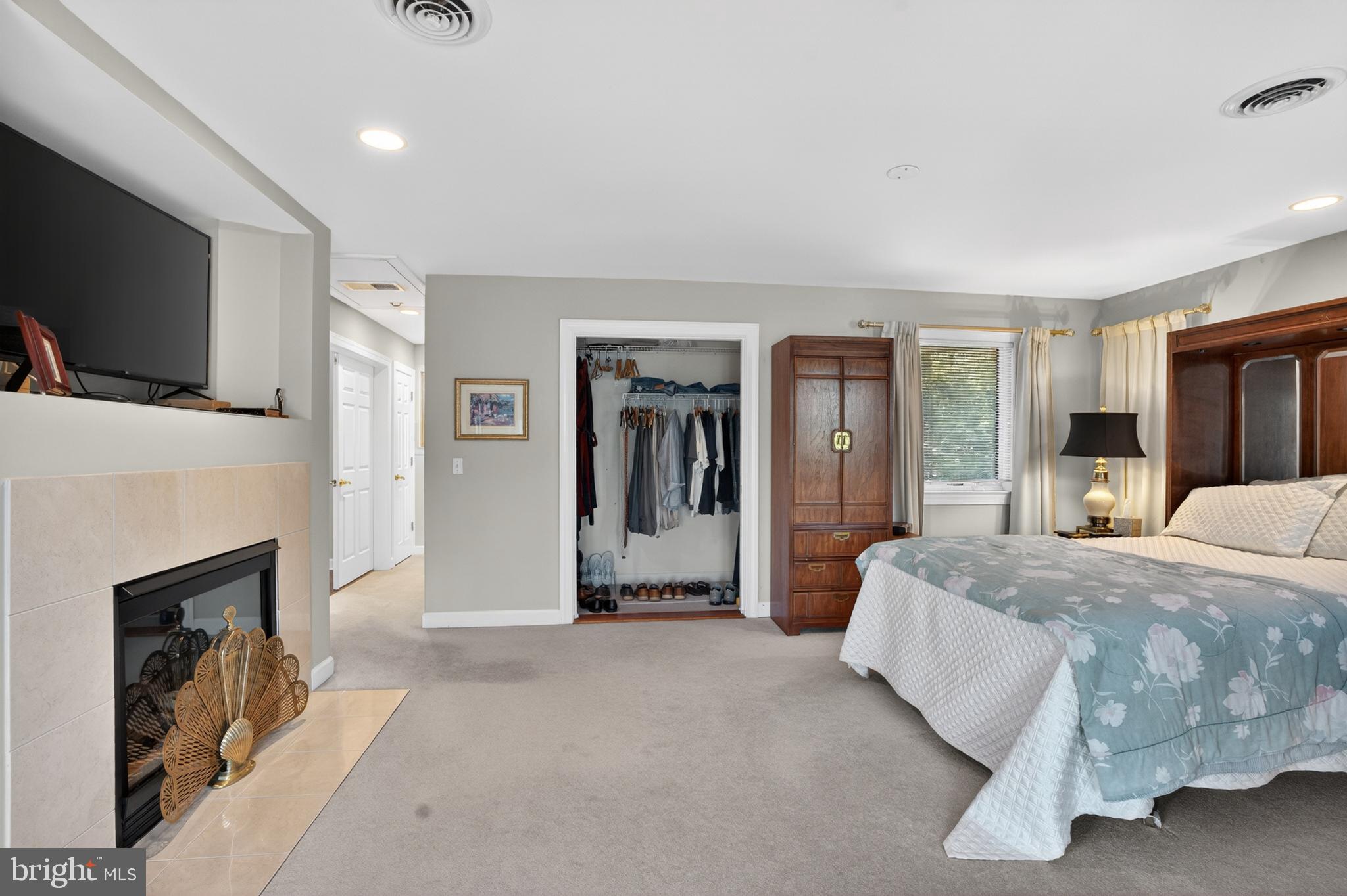 OVERBROOK SHORES - Residential