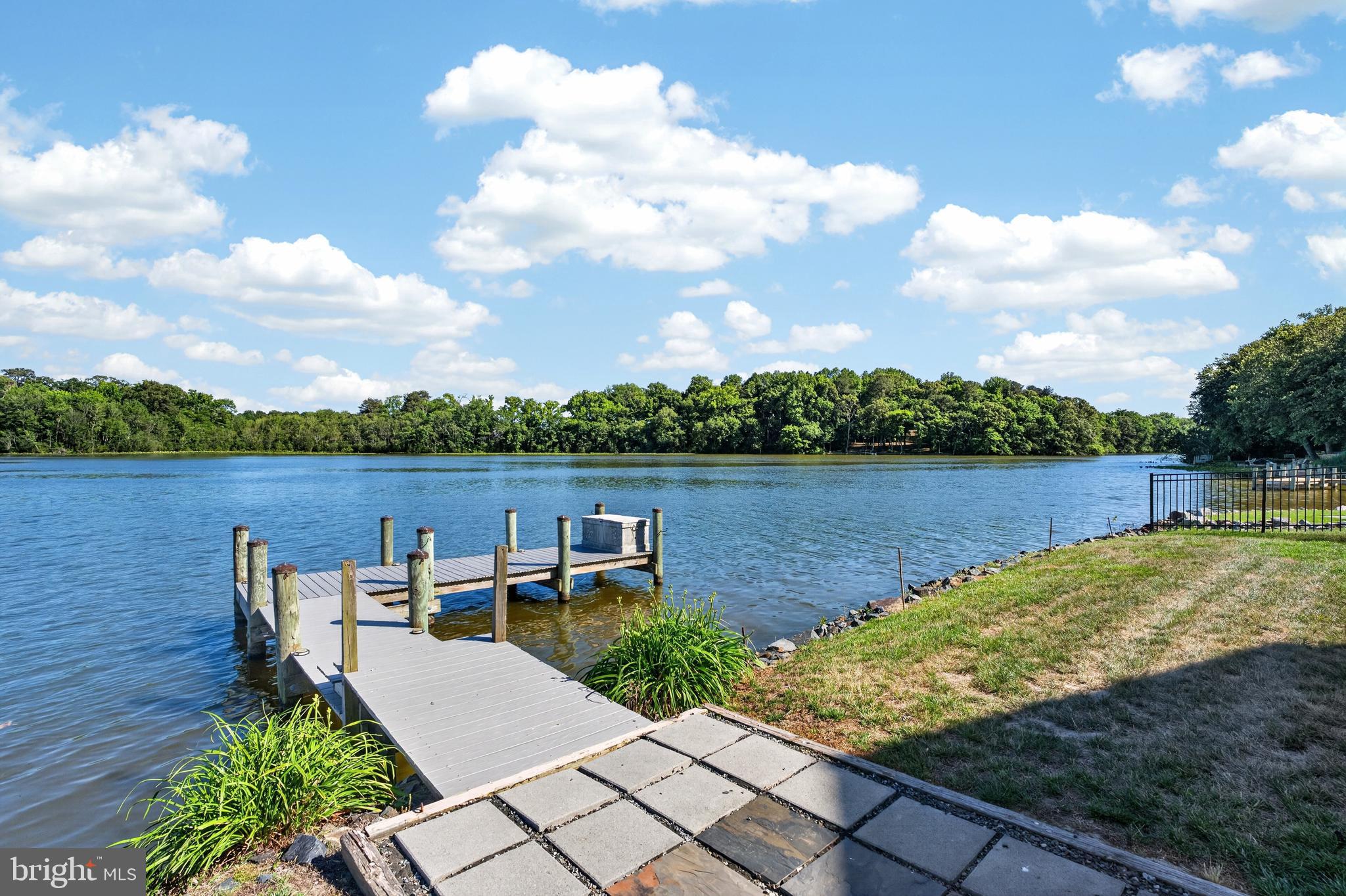 OVERBROOK SHORES - Residential