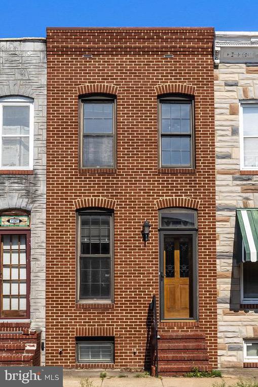 Welcome to 1414 Andre Street, ideally located in the heart of fantastic Locust Point! This charming home welcomes you with a bright and inviting living room that flows into a spacious dining area and a large eat-in kitchen, perfect for everyday living and entertaining. The upper level features two generously sized bedrooms, a centrally located full bathroom, and an additional den space ideal for a home office, reading nook, or flex area. The lower level offers excellent storage space along with a dedicated laundry area.
Out back, enjoy the convenience of a large parking pad with the option to remove the rear gate for easy access. Home is being sold as-is. Schedule your appointment today and enjoy everything summer in Locust Point has to offer!