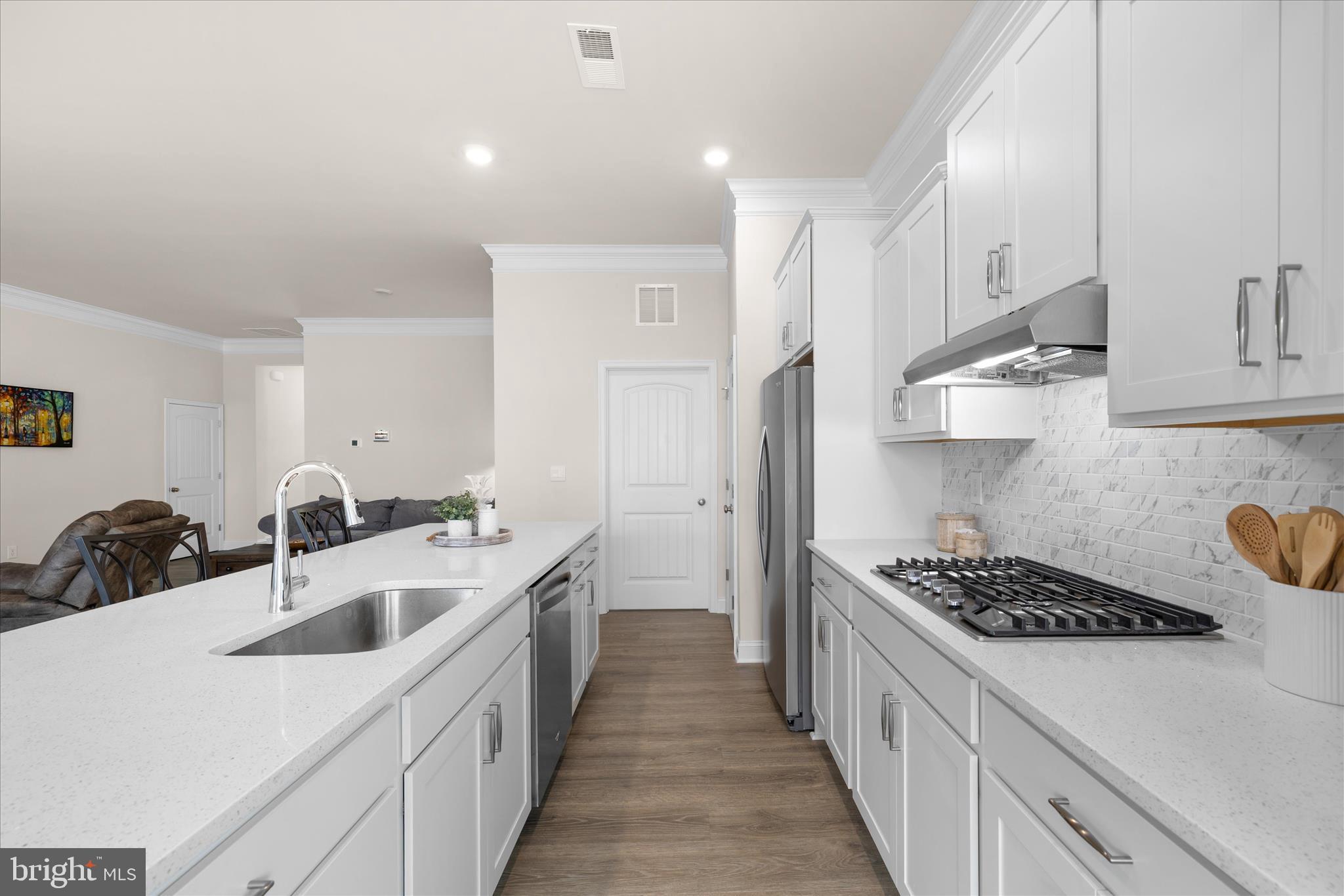 WOODFIELD PRESERVE - Residential