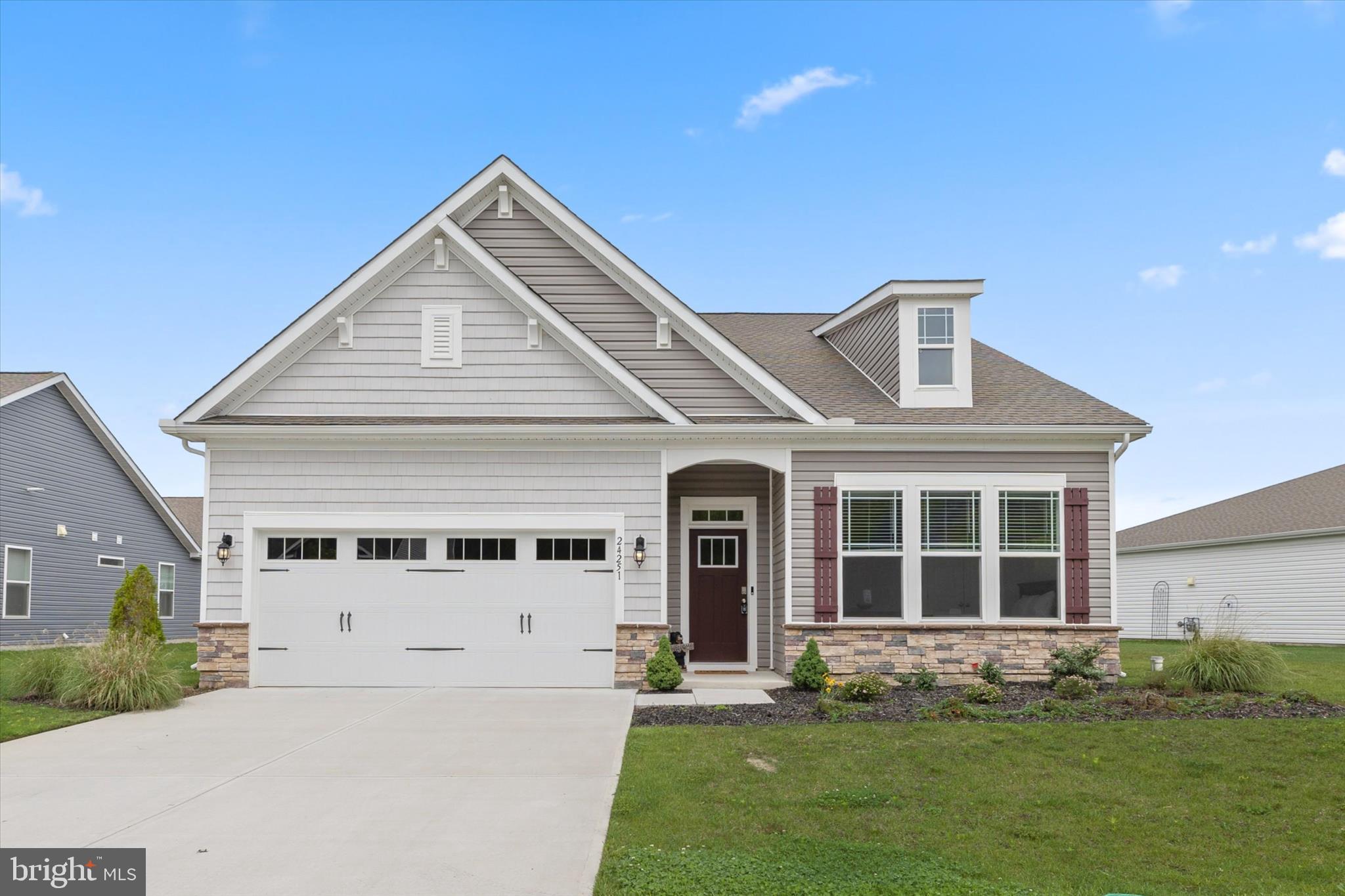 WOODFIELD PRESERVE - Residential