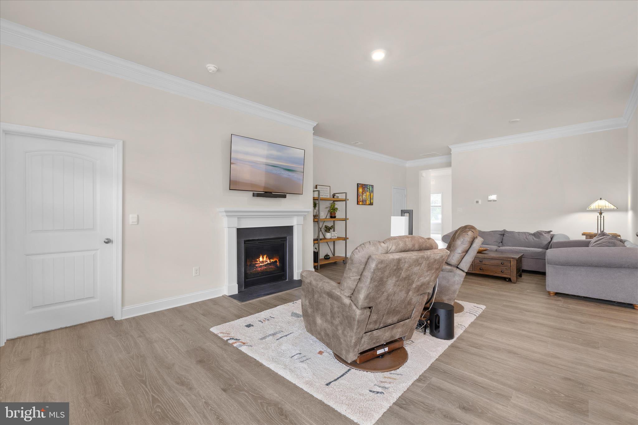 WOODFIELD PRESERVE - Residential