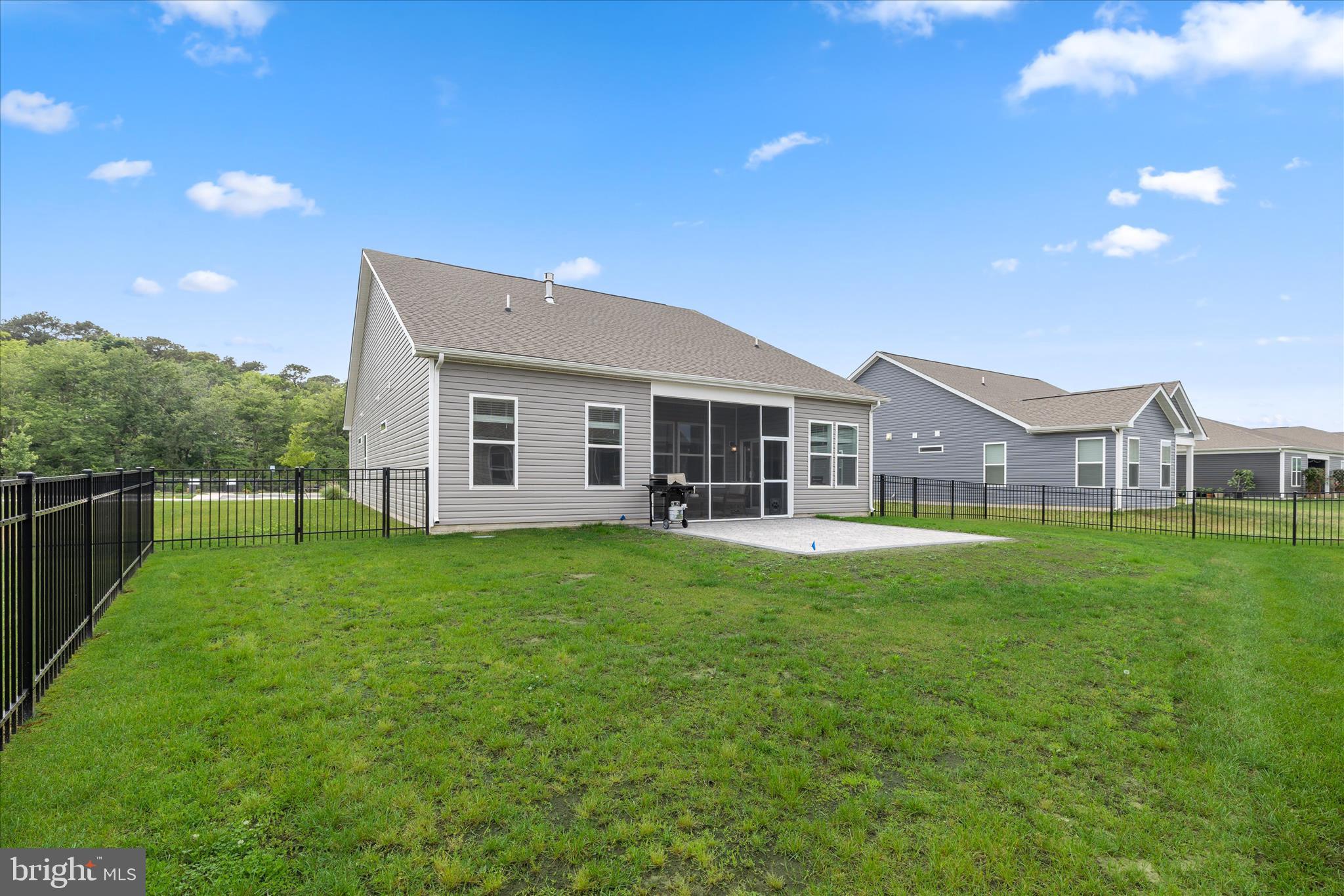 WOODFIELD PRESERVE - Residential
