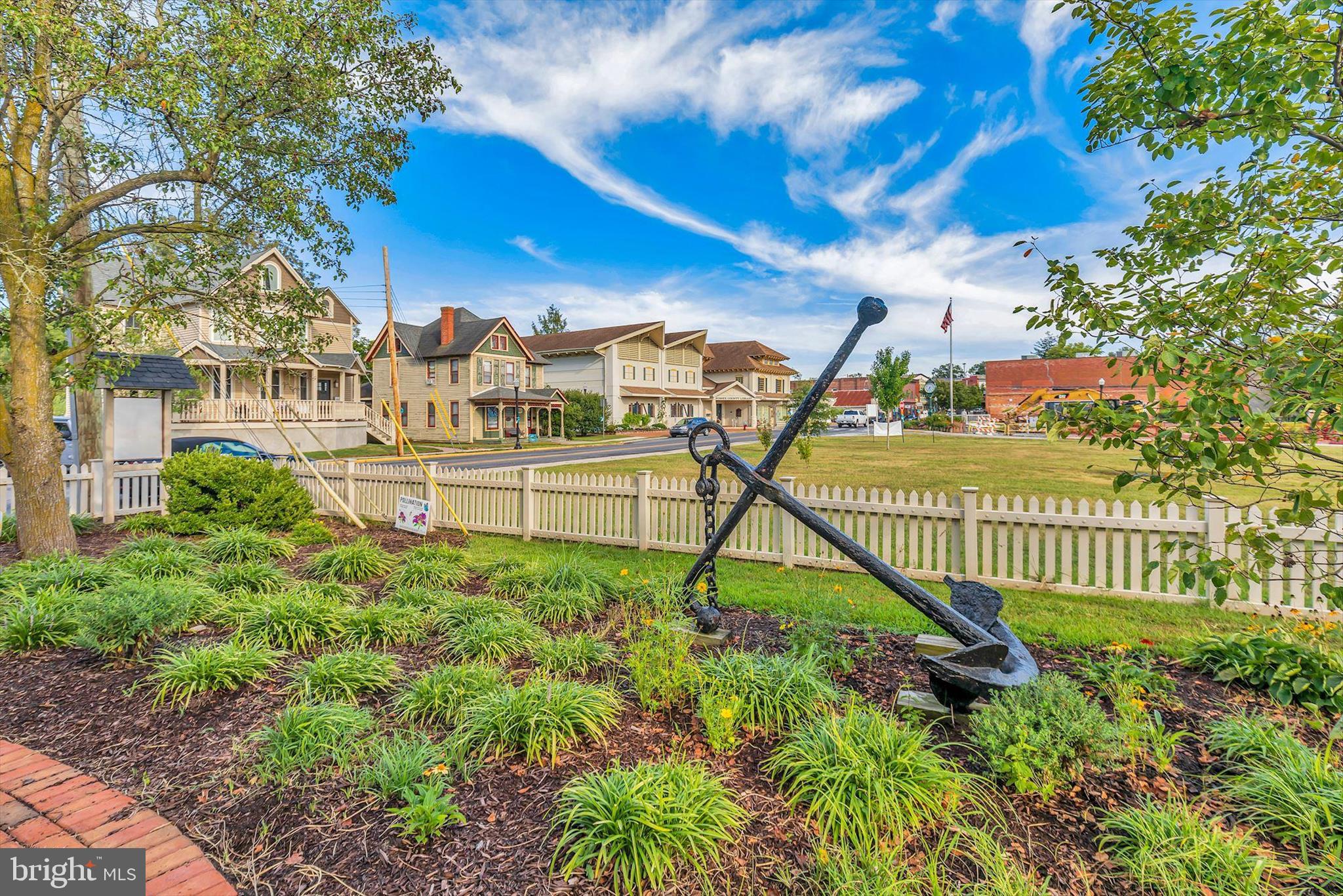 WOODFIELD PRESERVE - Residential