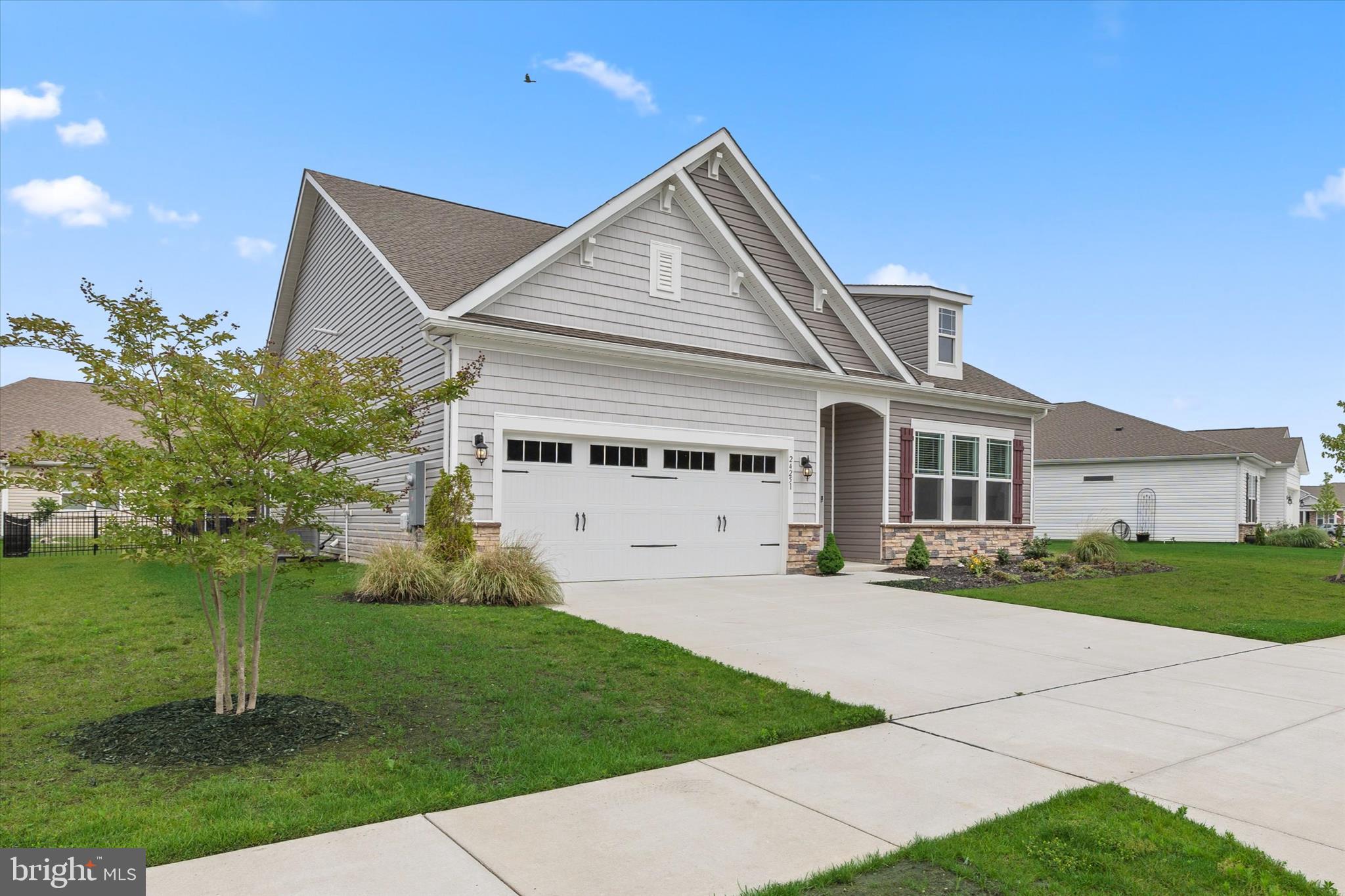 WOODFIELD PRESERVE - Residential