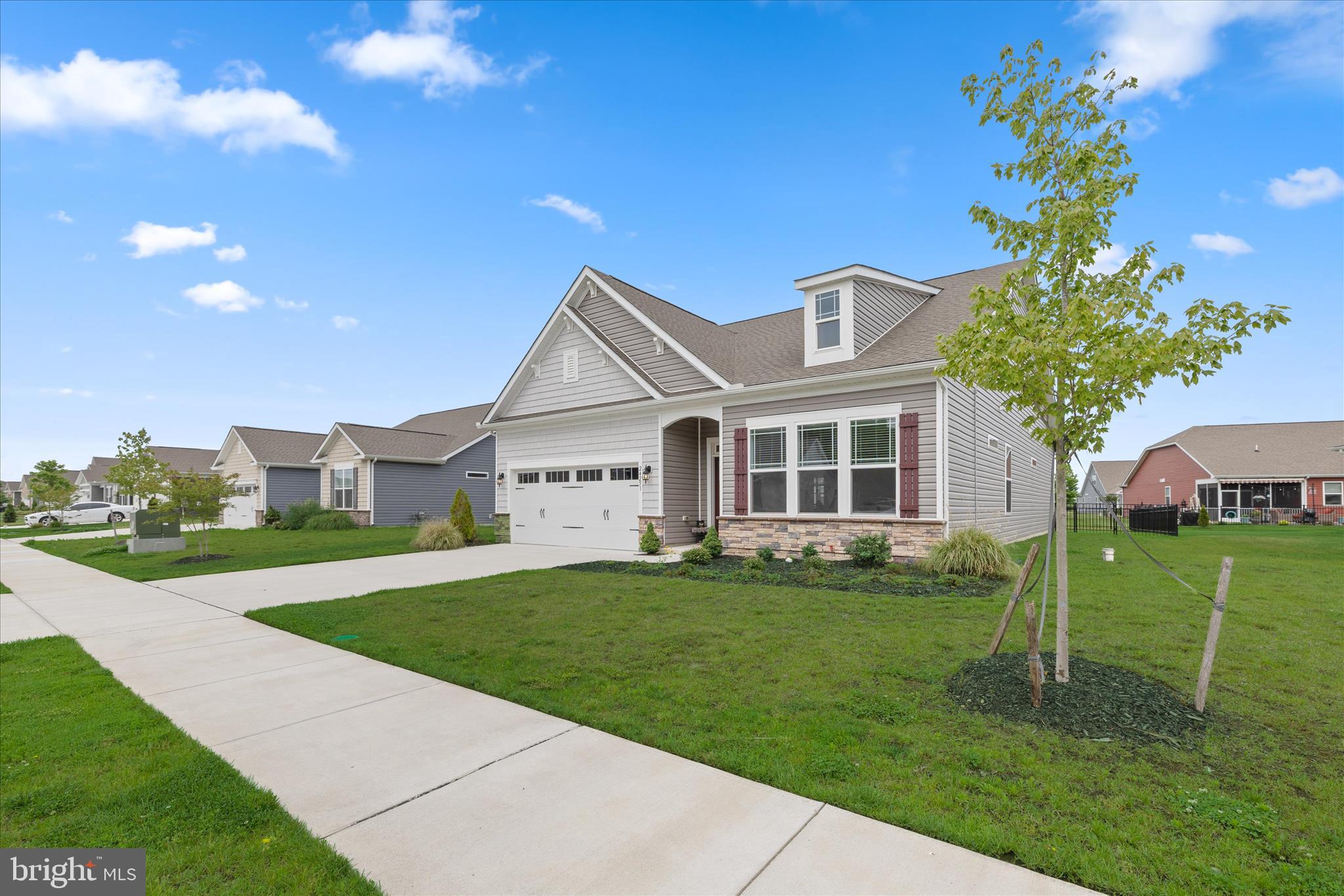 WOODFIELD PRESERVE - Residential