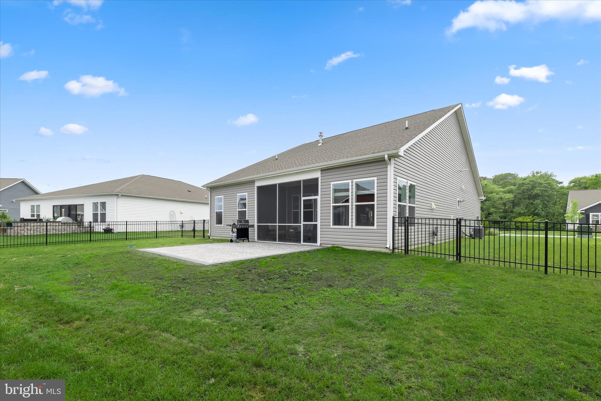 WOODFIELD PRESERVE - Residential