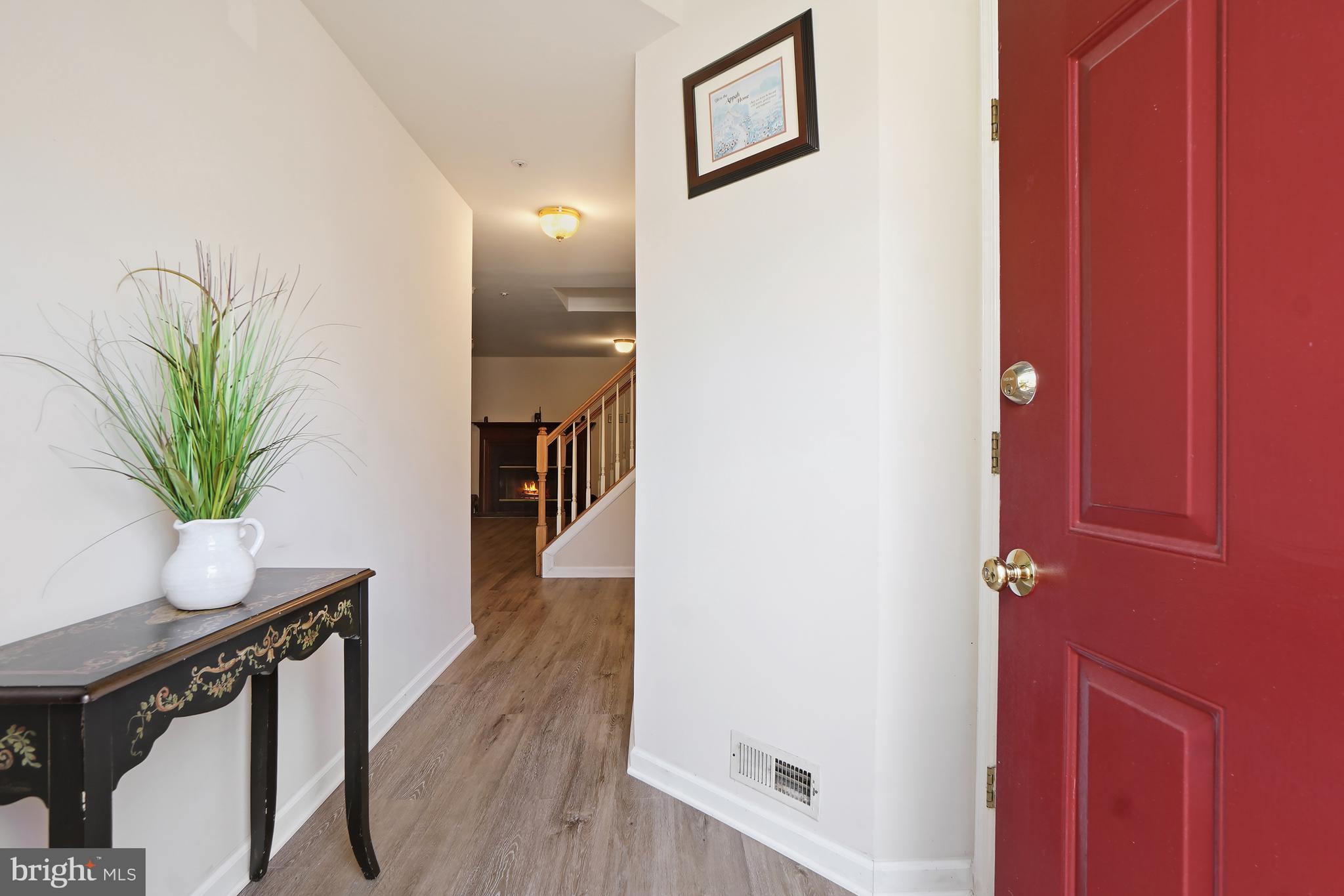 TOWNES AT CHESTNUT OAKS - Residential