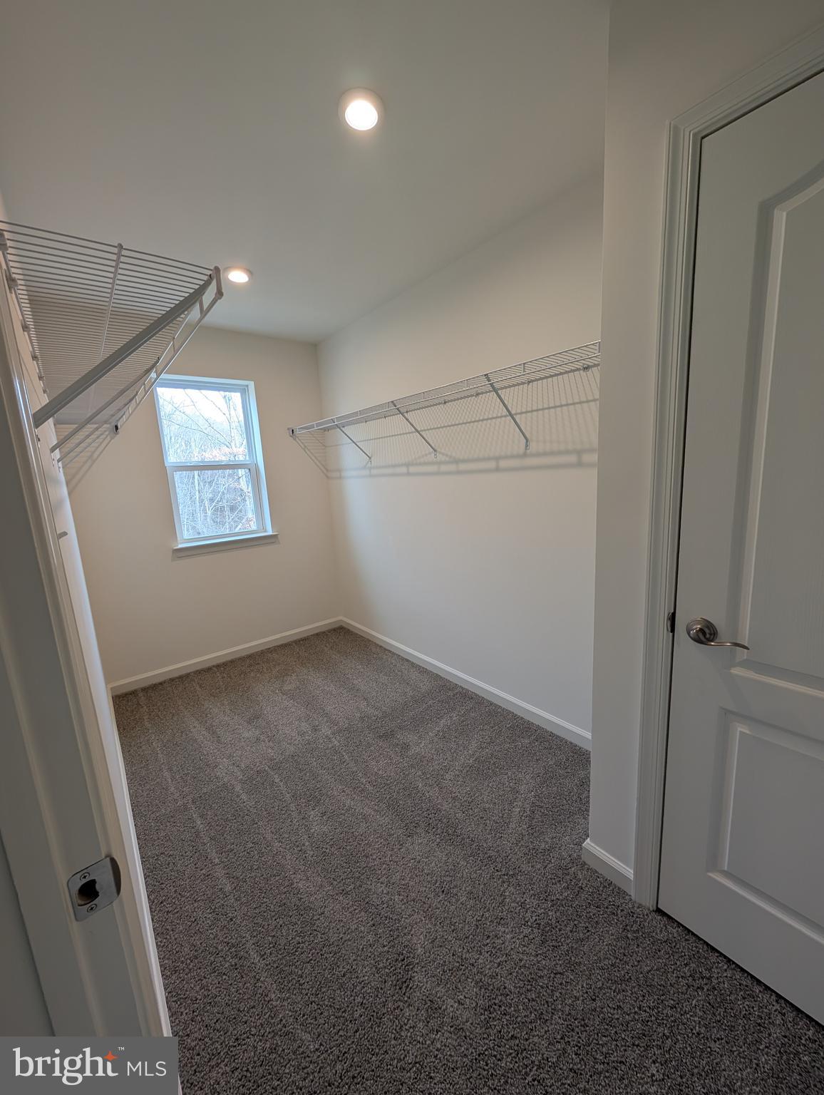 PADDOCK POINTE - Residential Lease