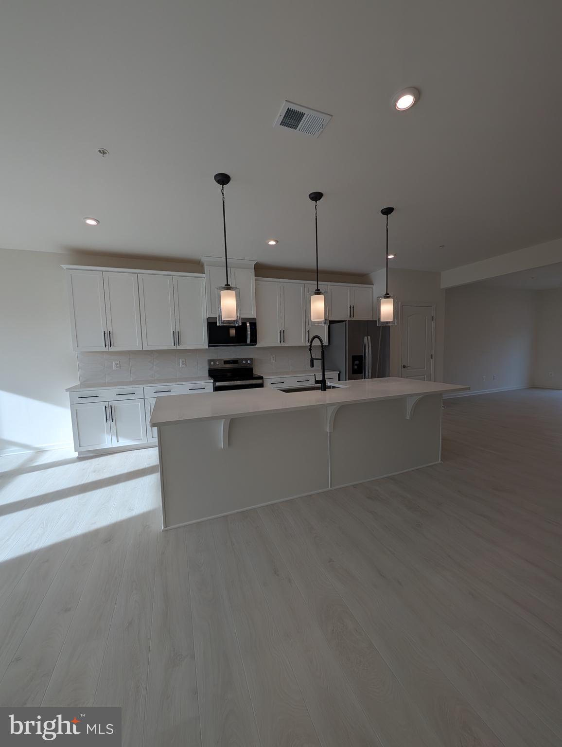 PADDOCK POINTE - Residential Lease