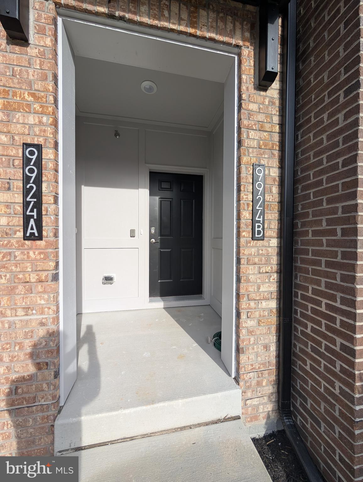 PADDOCK POINTE - Residential Lease