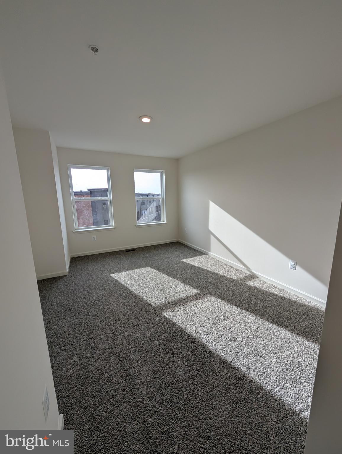 PADDOCK POINTE - Residential Lease