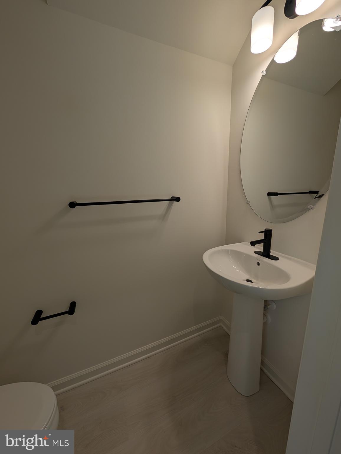 PADDOCK POINTE - Residential Lease