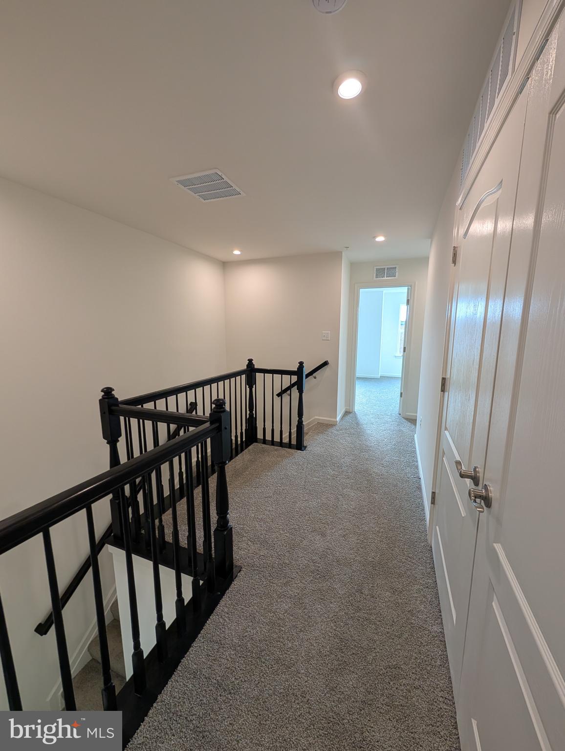 PADDOCK POINTE - Residential Lease