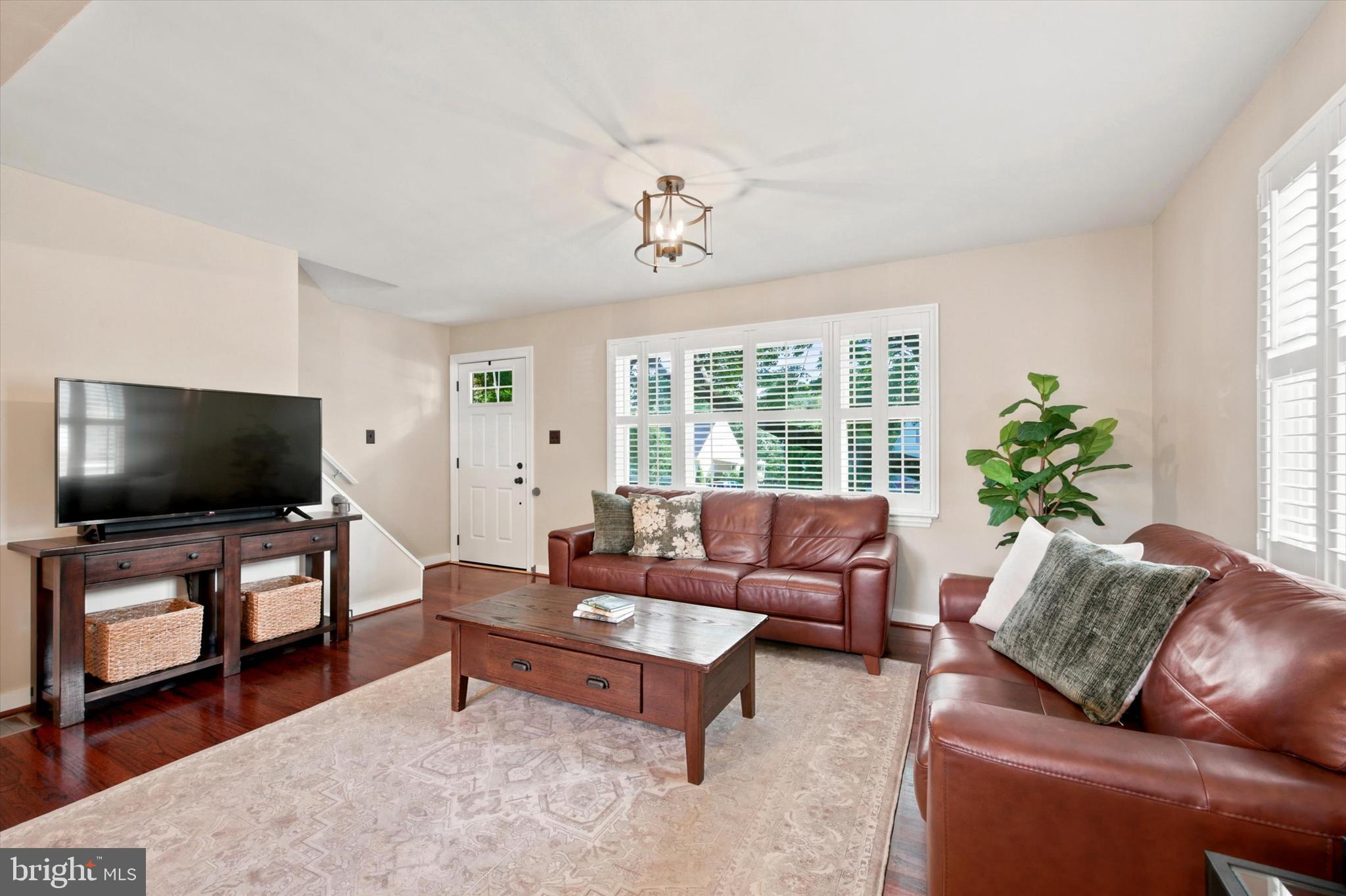 WEST GOSHEN HILLS - Residential