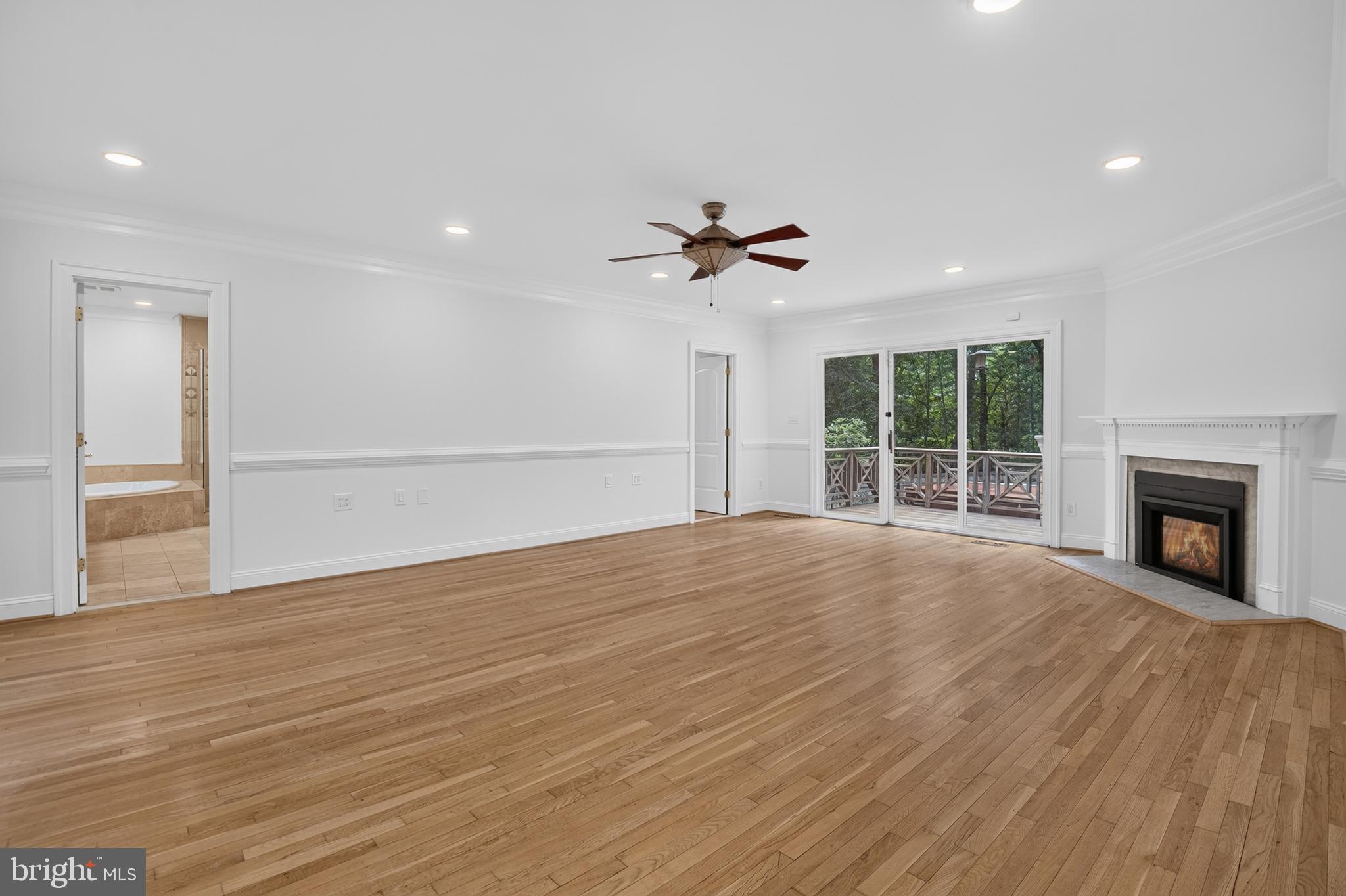 POTOMAC VILLAGE - Residential