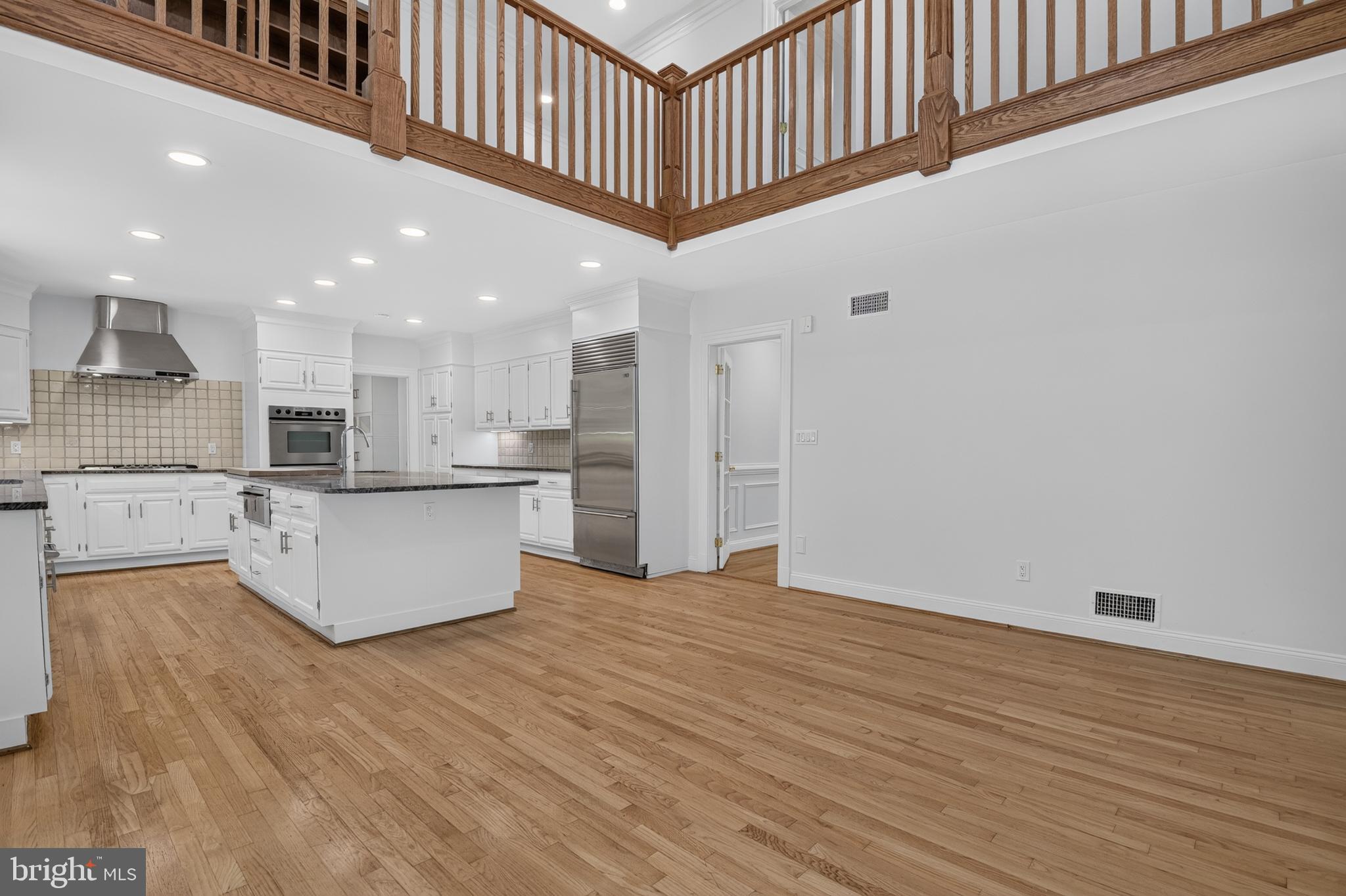 POTOMAC VILLAGE - Residential