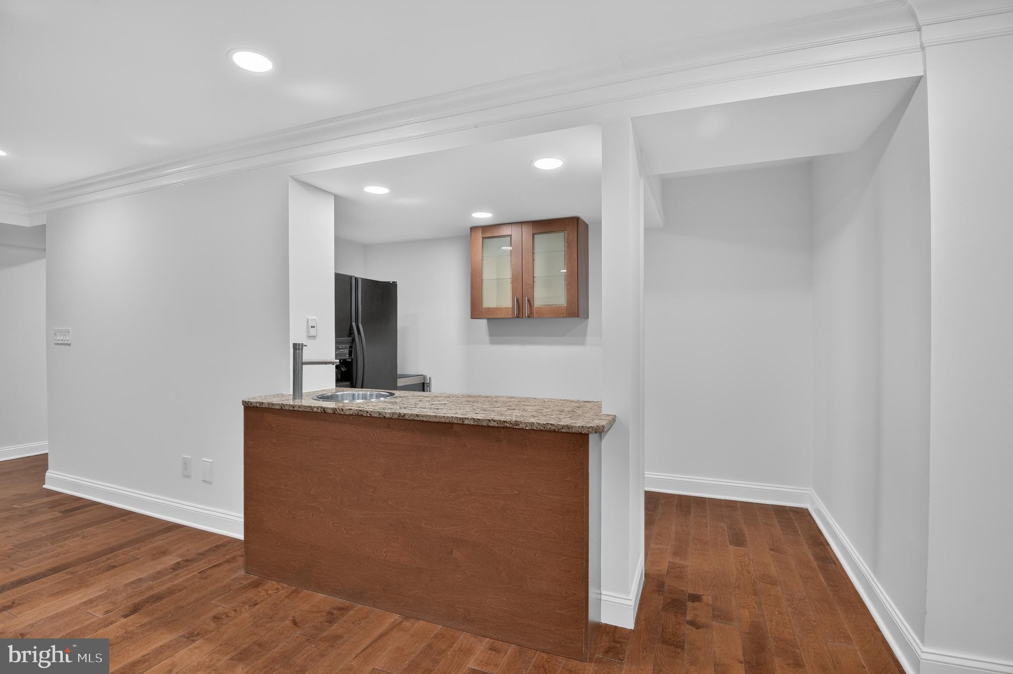 POTOMAC VILLAGE - Residential