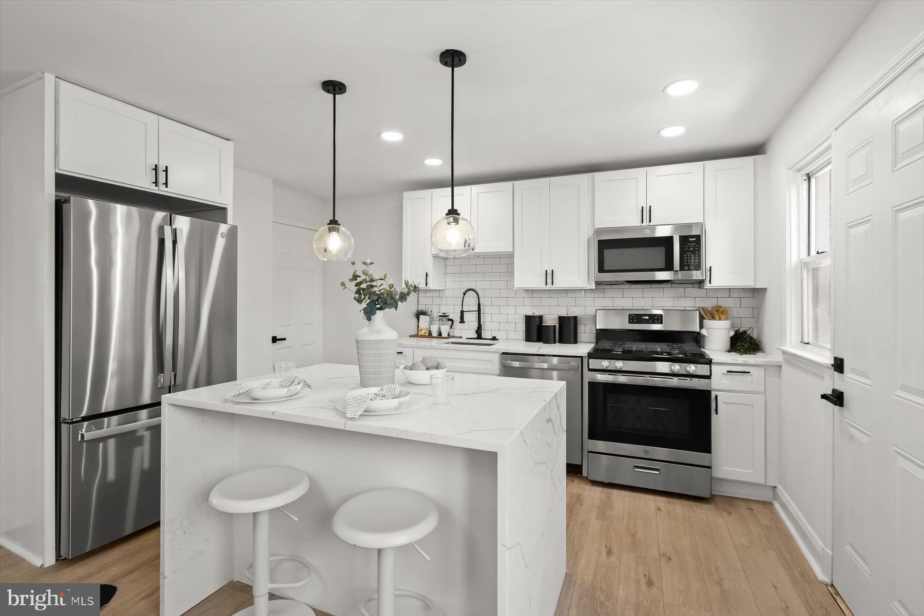 WOODBOURNE HEIGHTS - Residential